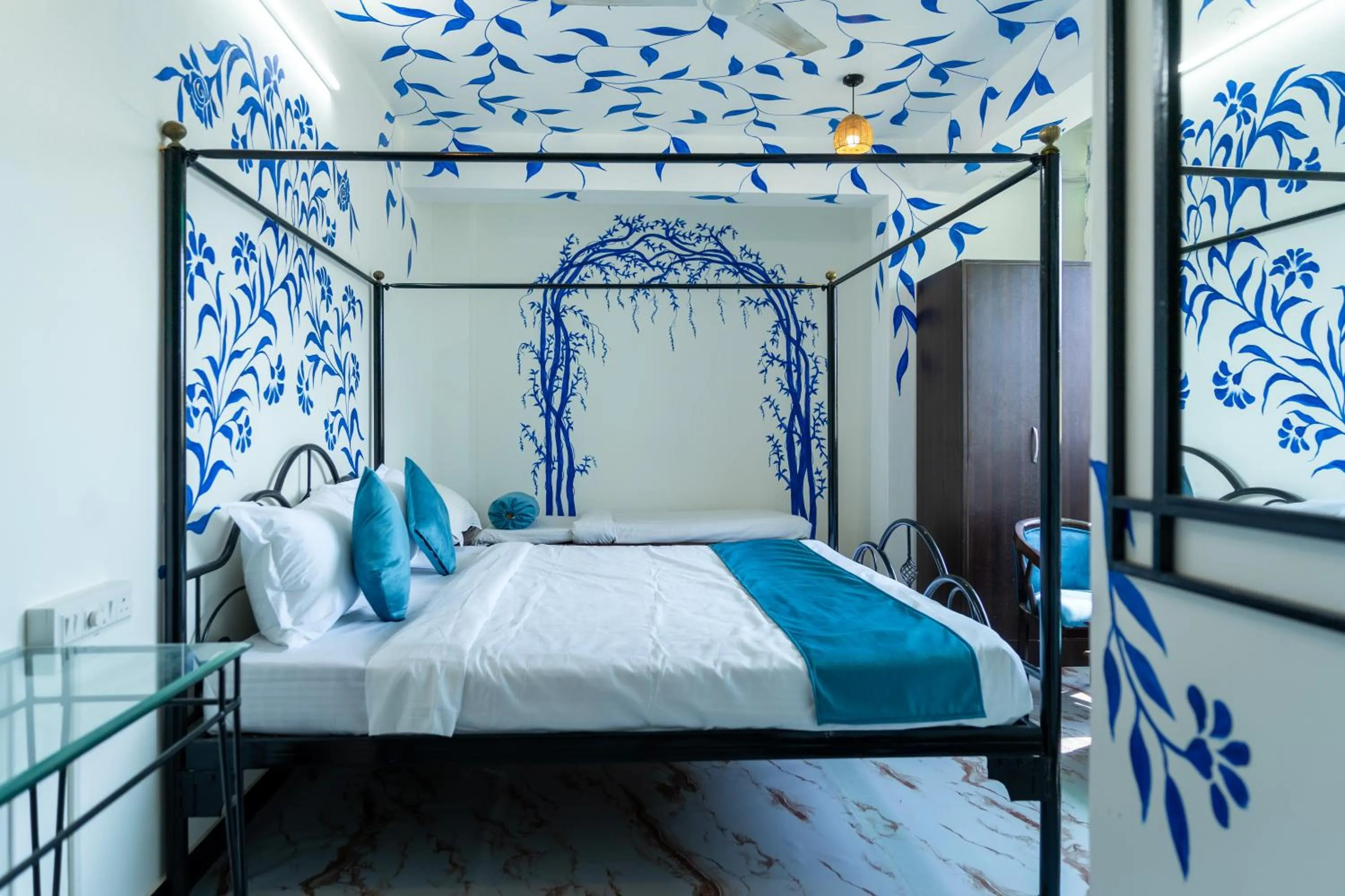 Bed in Storica Stays Panorama Haveli Udaipur