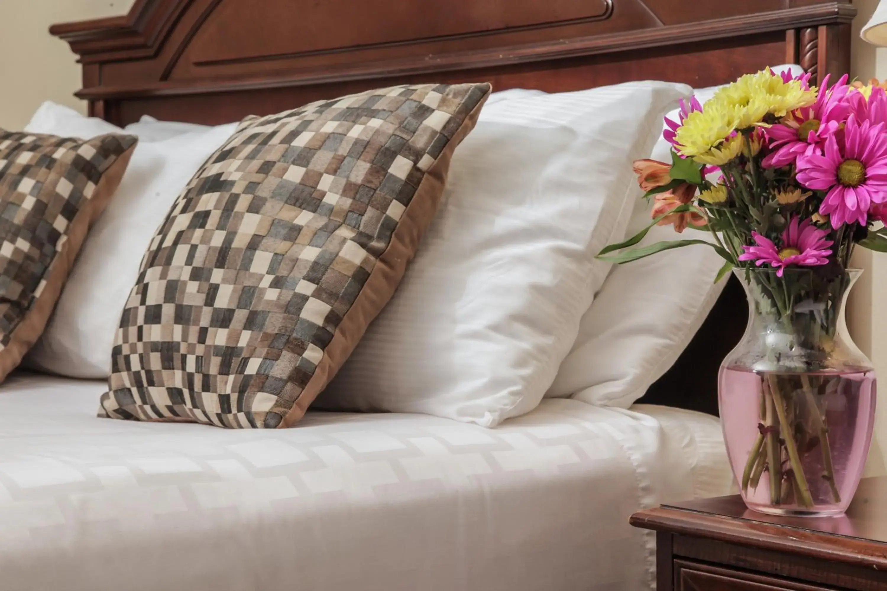 Bed in The Conwell Inn Bed in The Conwell Inn