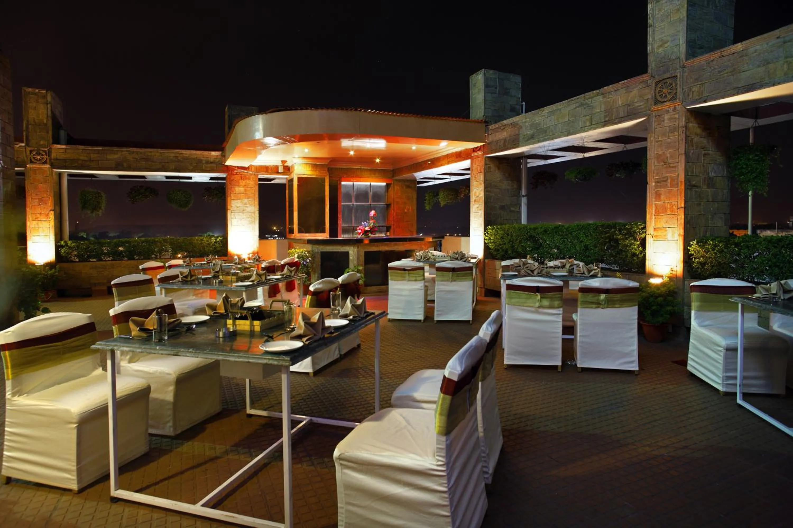 Restaurant/places to eat in The Sonnet Jamshedpur