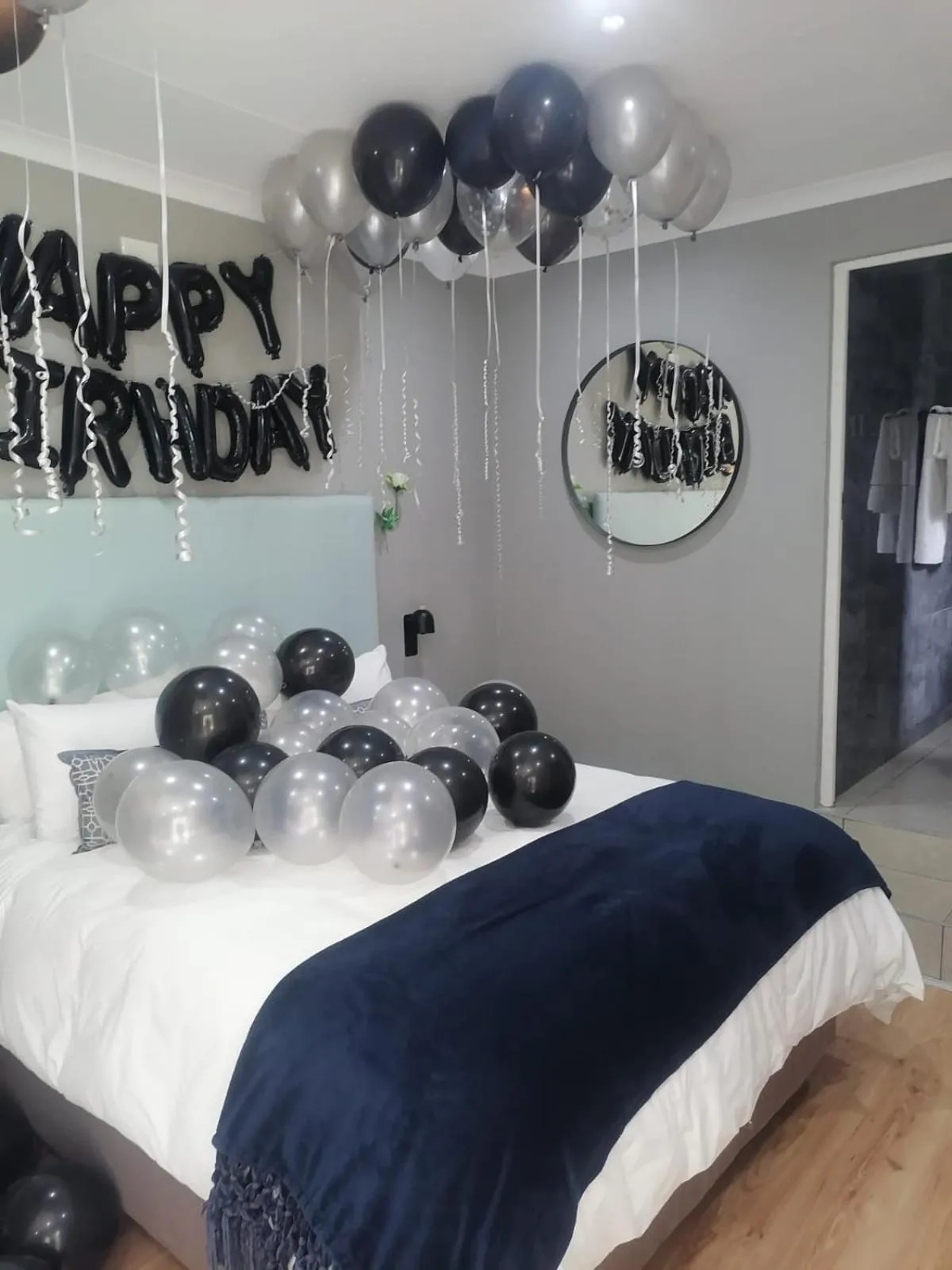 Bed in Hillsview, Roodepoort