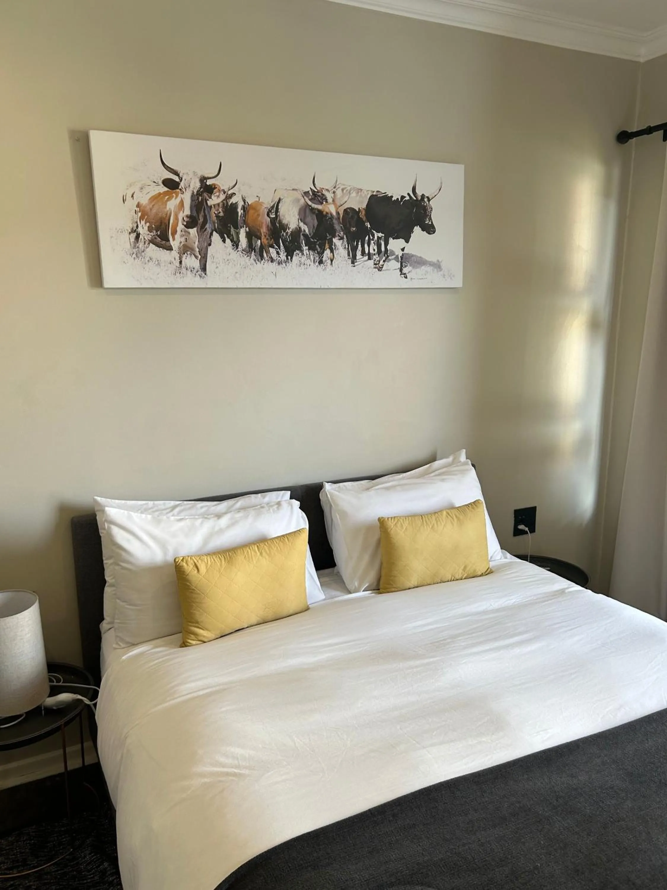 Bed in Hillsview, Roodepoort