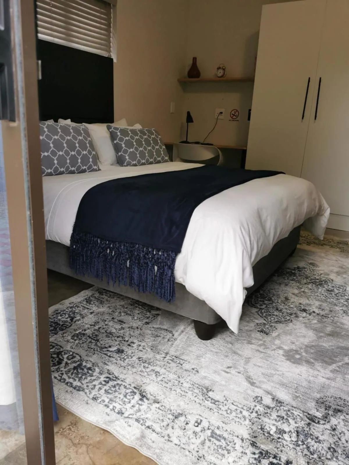 One-Bedroom Apartment in Hillsview, Roodepoort