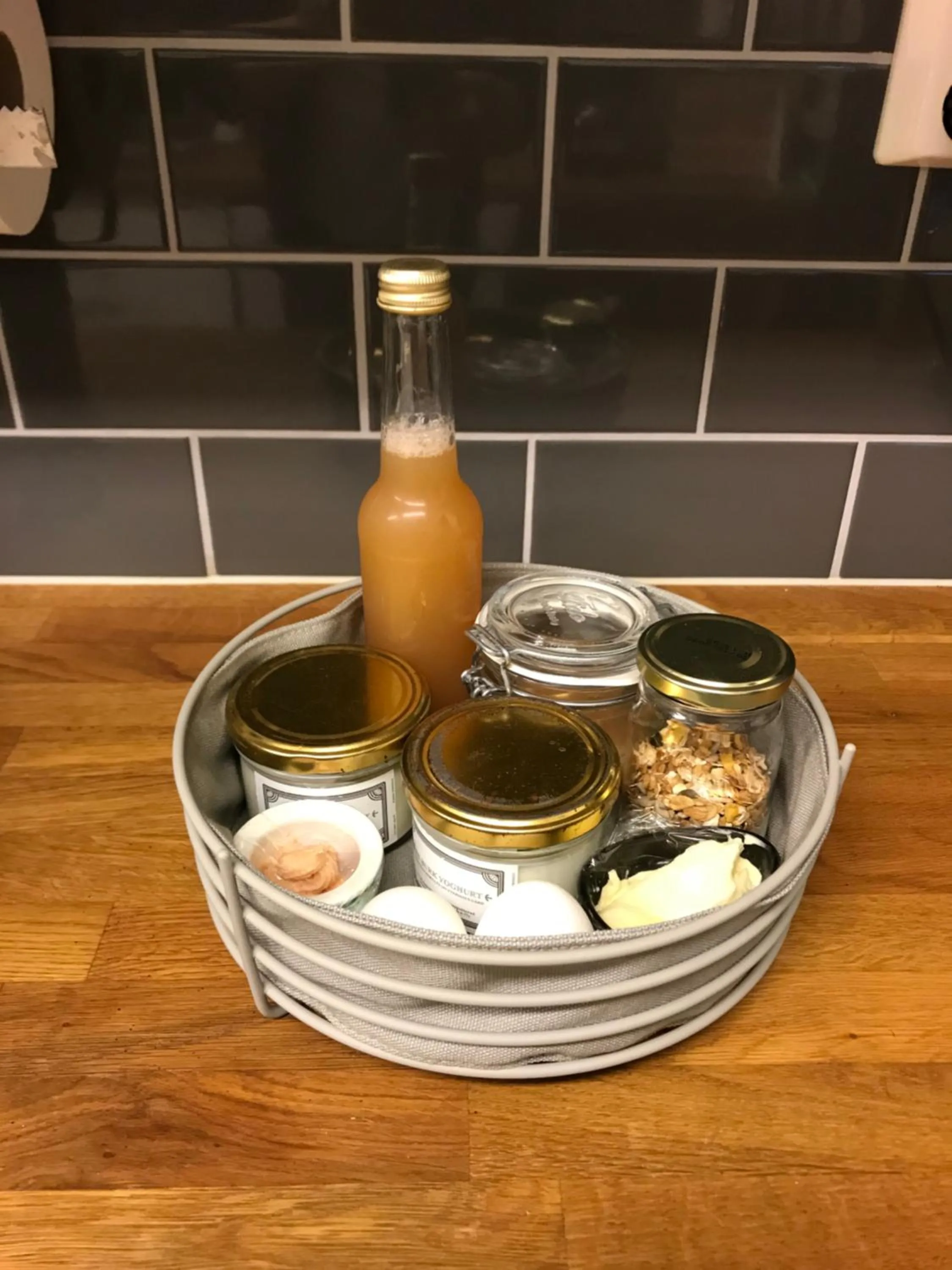 Breakfast in Ljungs Fem Rum