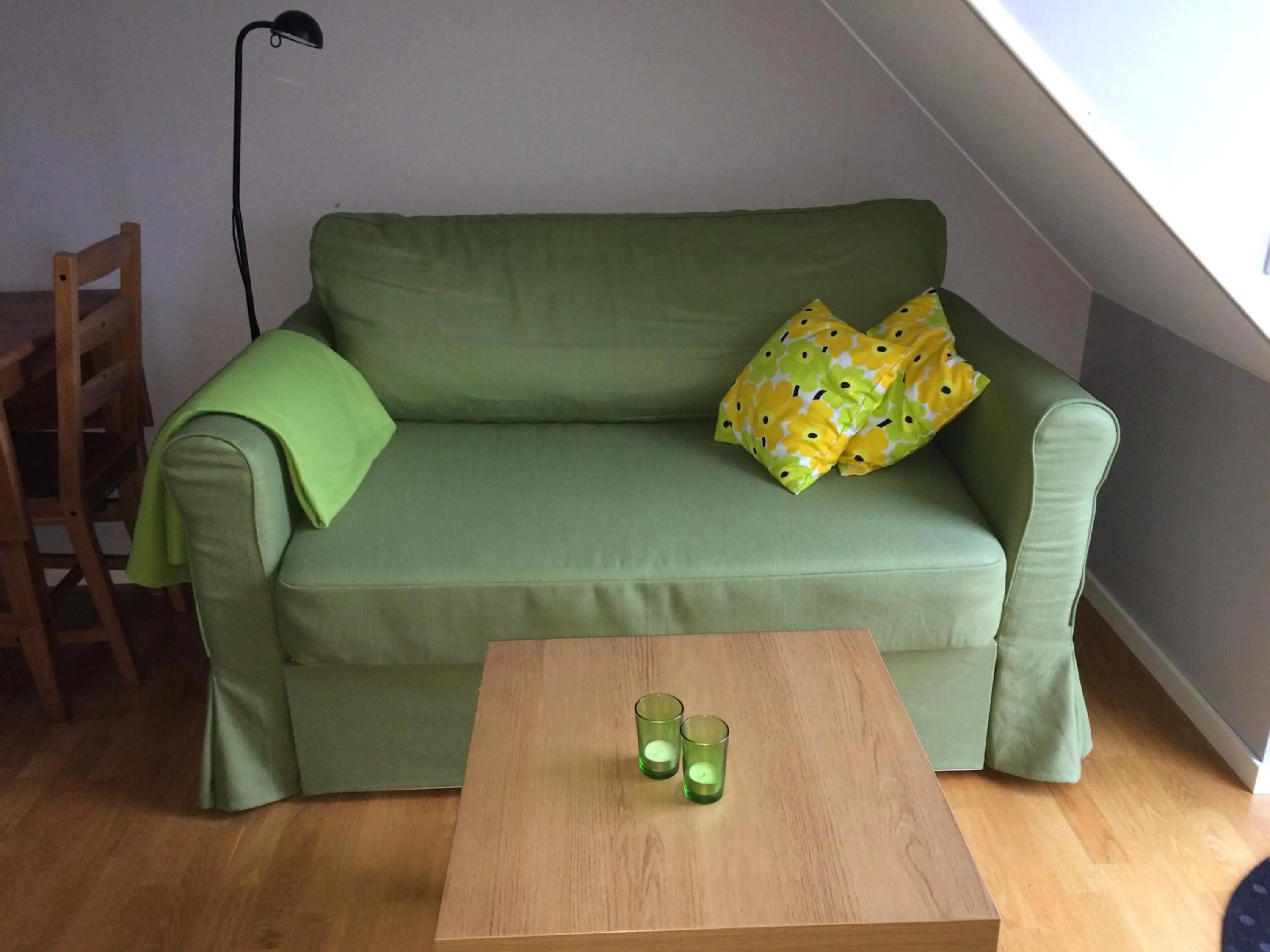 Photo of the whole room in Ljungs Fem Rum