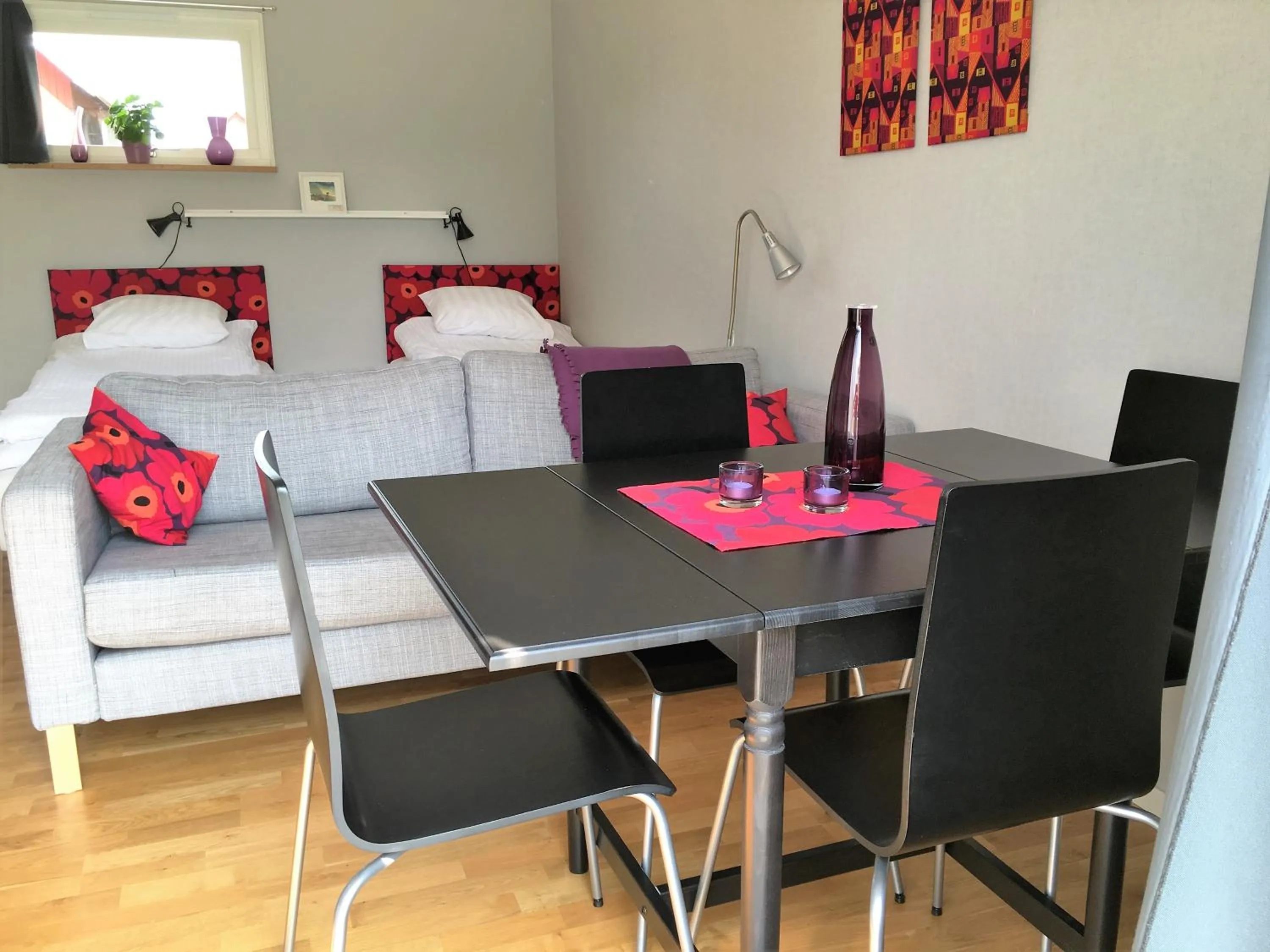 Photo of the whole room, Bed in Ljungs Fem Rum