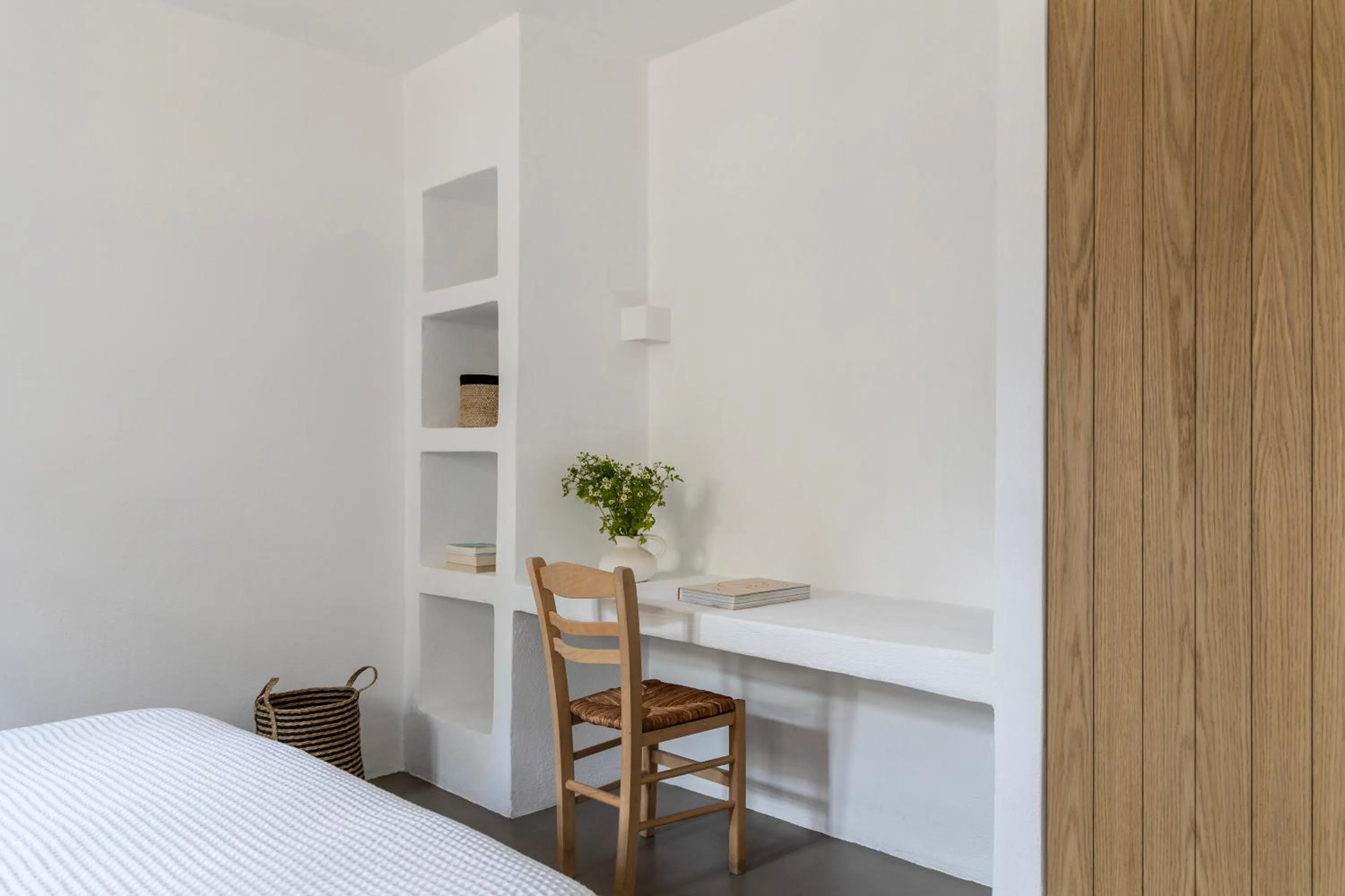 Bed in Acron Villas Paros