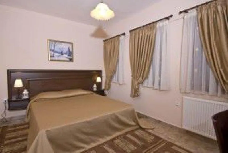 Bed in Hotel Kapsalis