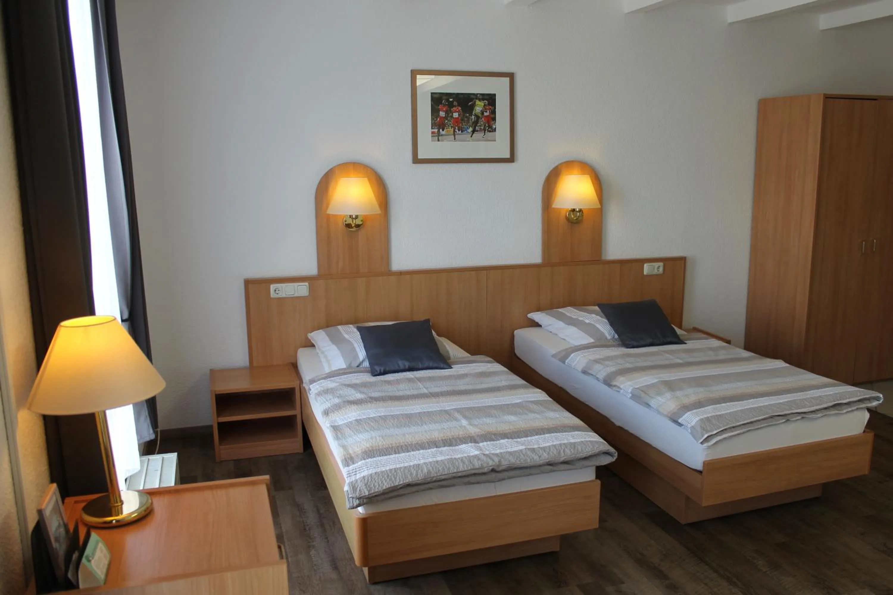 Bed in TOTO's Gasthaus