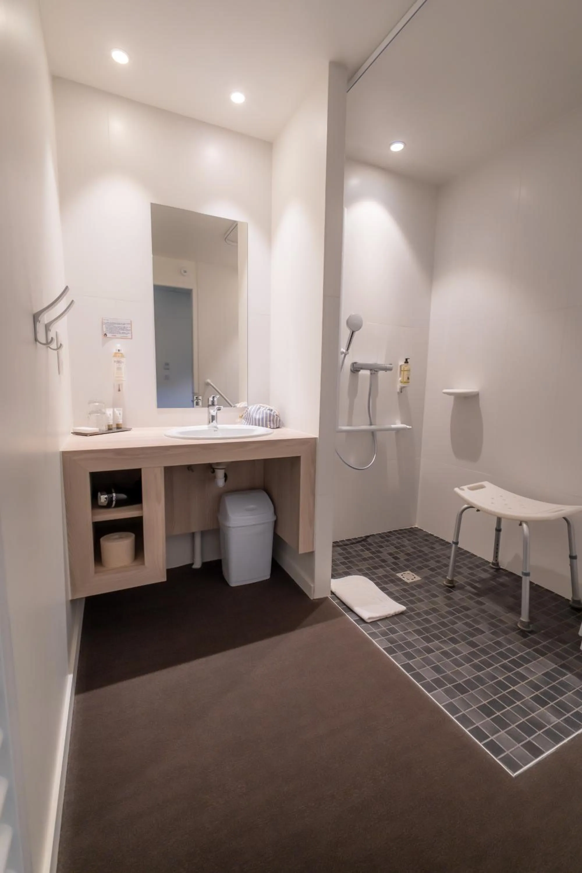 Bathroom in Mildiss Hotel Spa & Restaurant, BW Signature Collection