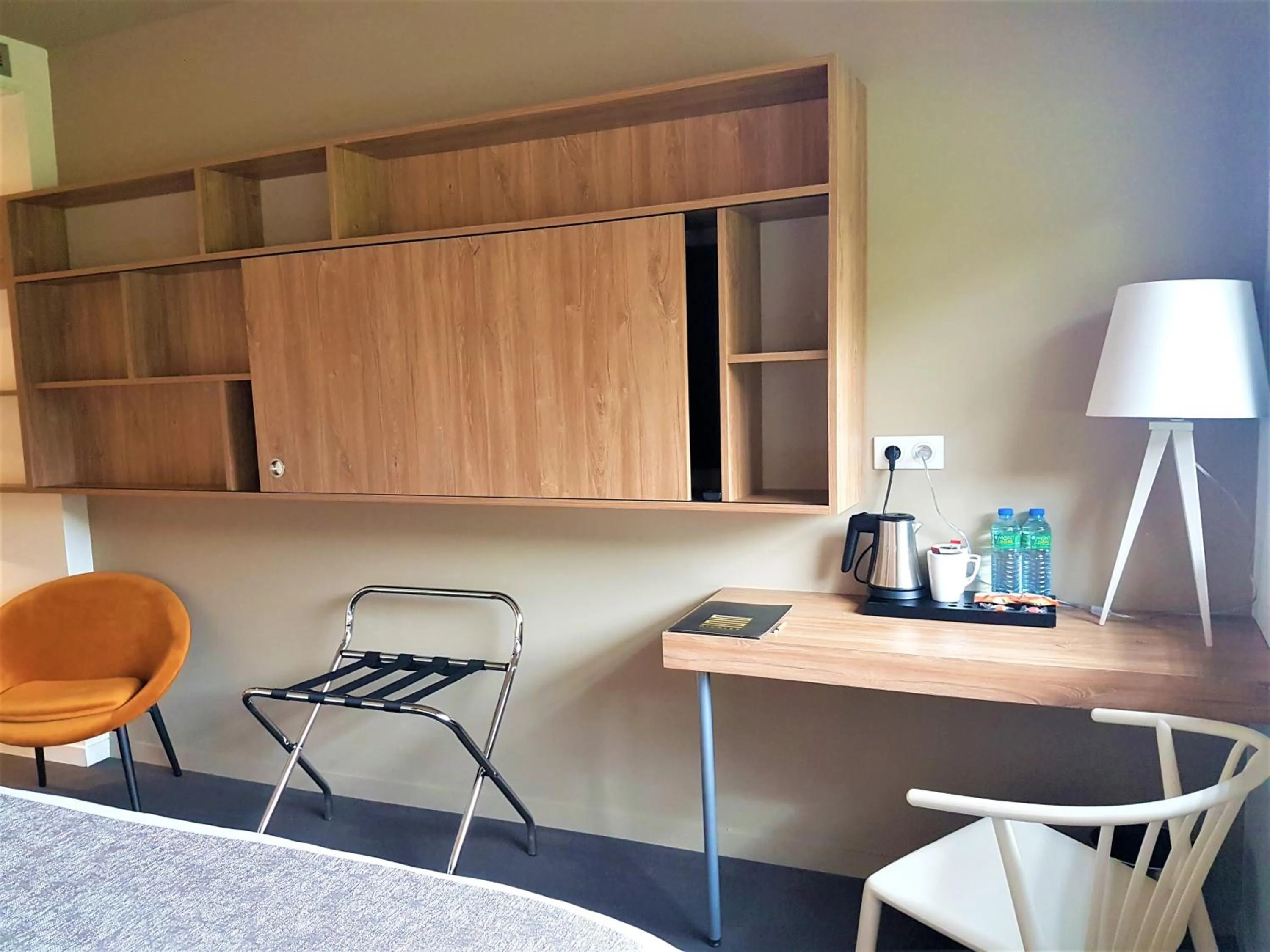 Coffee/tea facilities in Mildiss Hotel Spa & Restaurant, BW Signature Collection