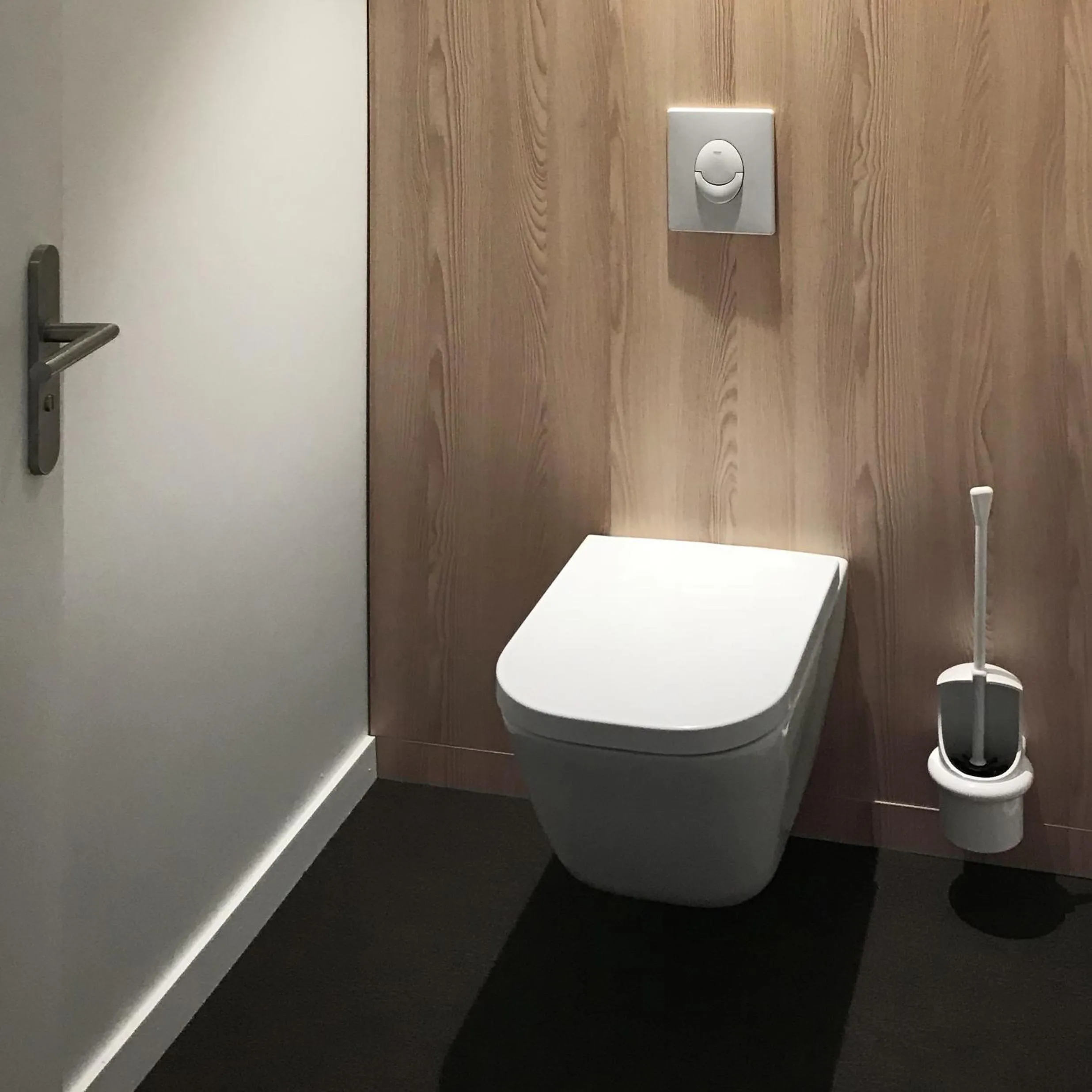 Toilet in Mildiss Hotel Spa & Restaurant, BW Signature Collection