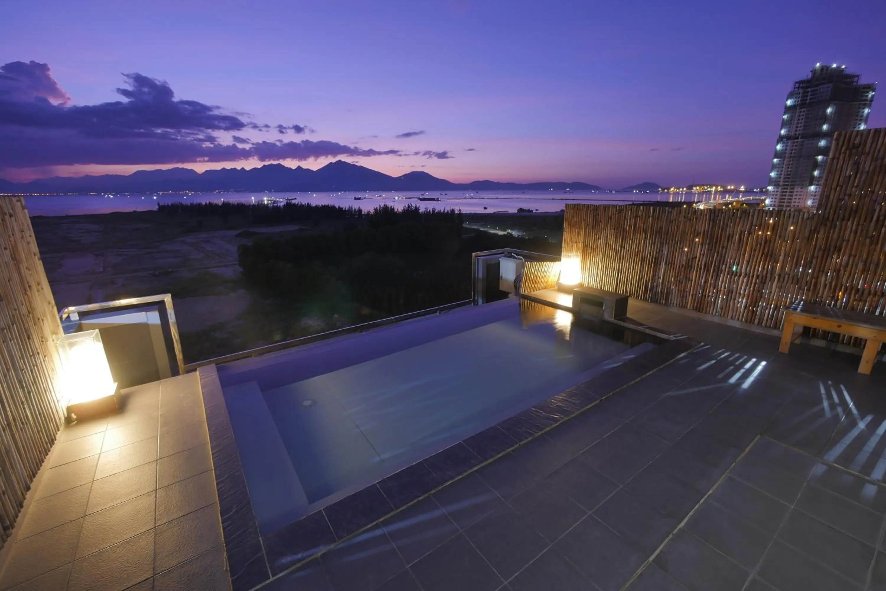 Bathroom in Azumaya Hotel Da Nang