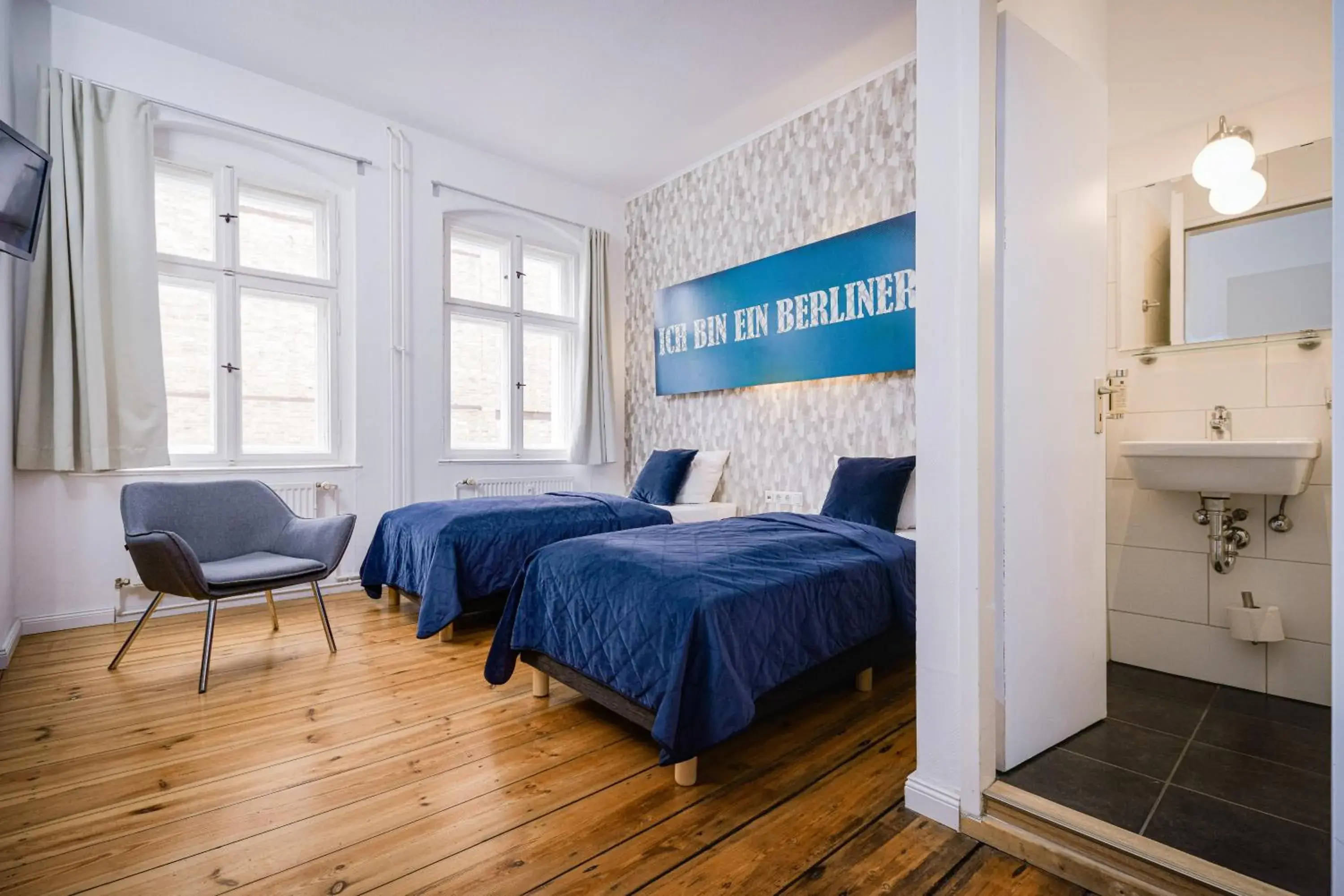 Bed in Old Town Hotel Bed in Old Town Hotel