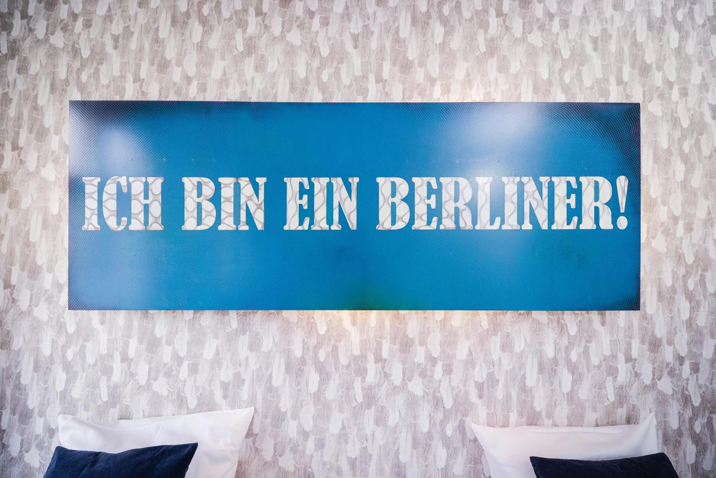 Text overlay in Old Town Hotel