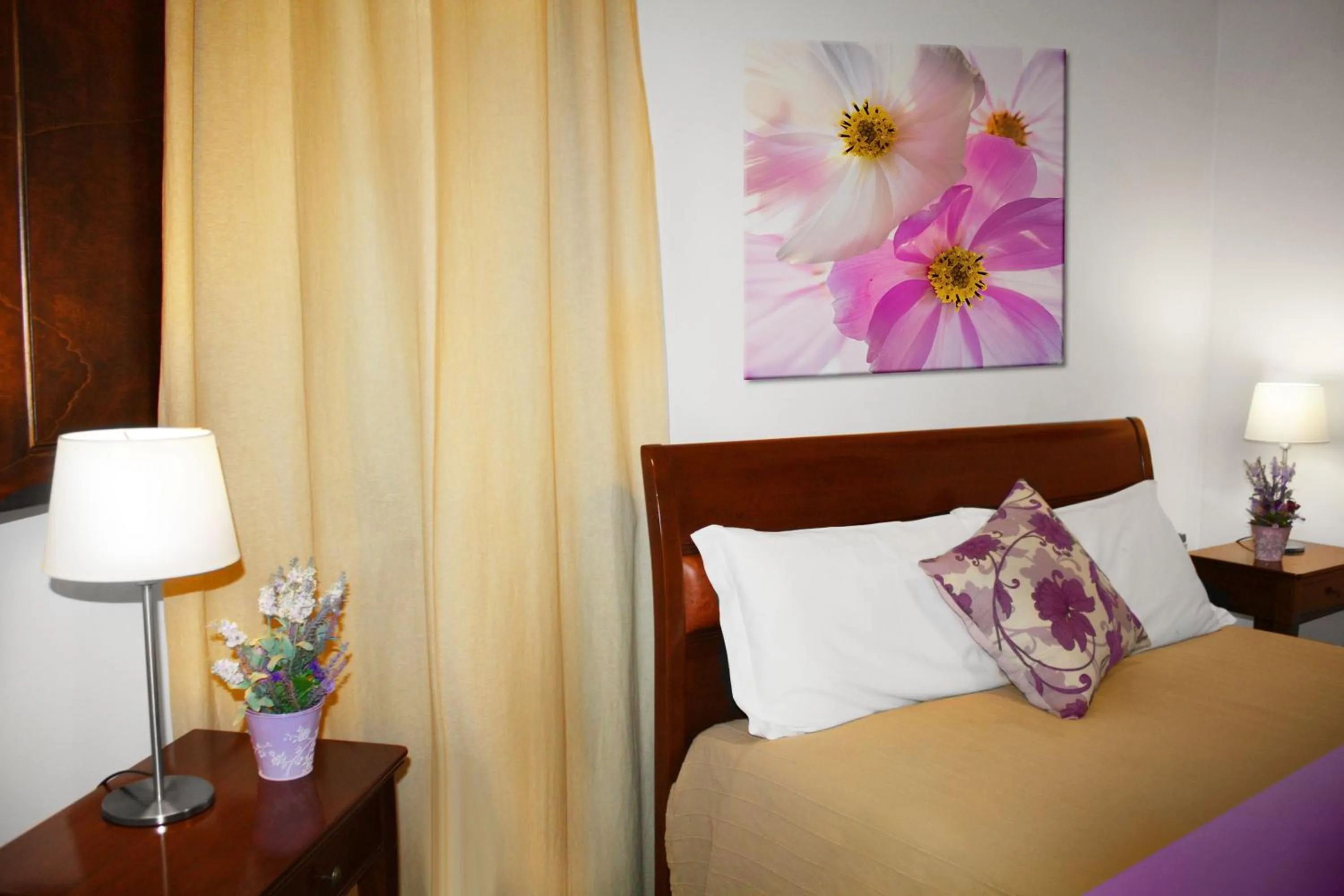 Bedroom, Bed in Roma Resort Termini