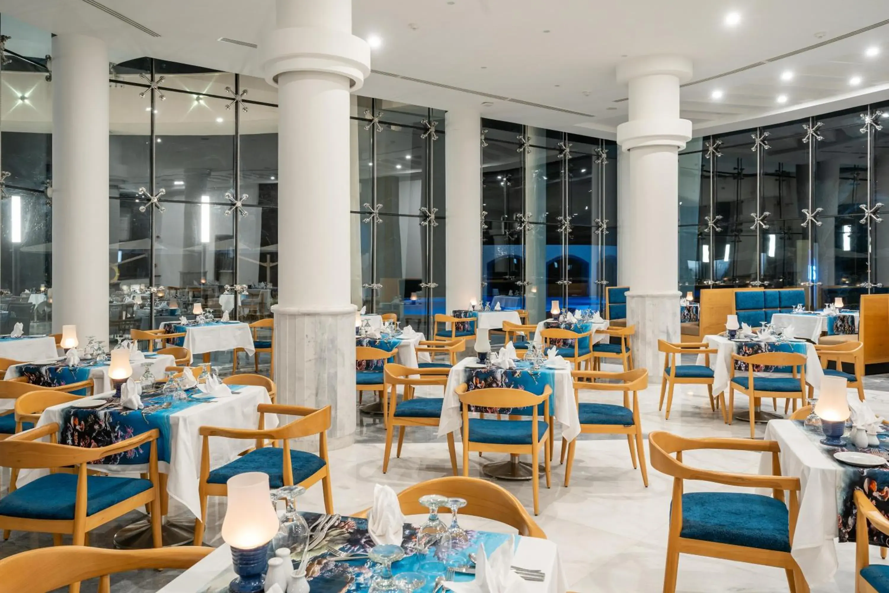 Restaurant/places to eat in Malikia Resort Abu Dabbab Restaurant/places to eat in Malikia Resort Abu Dabbab