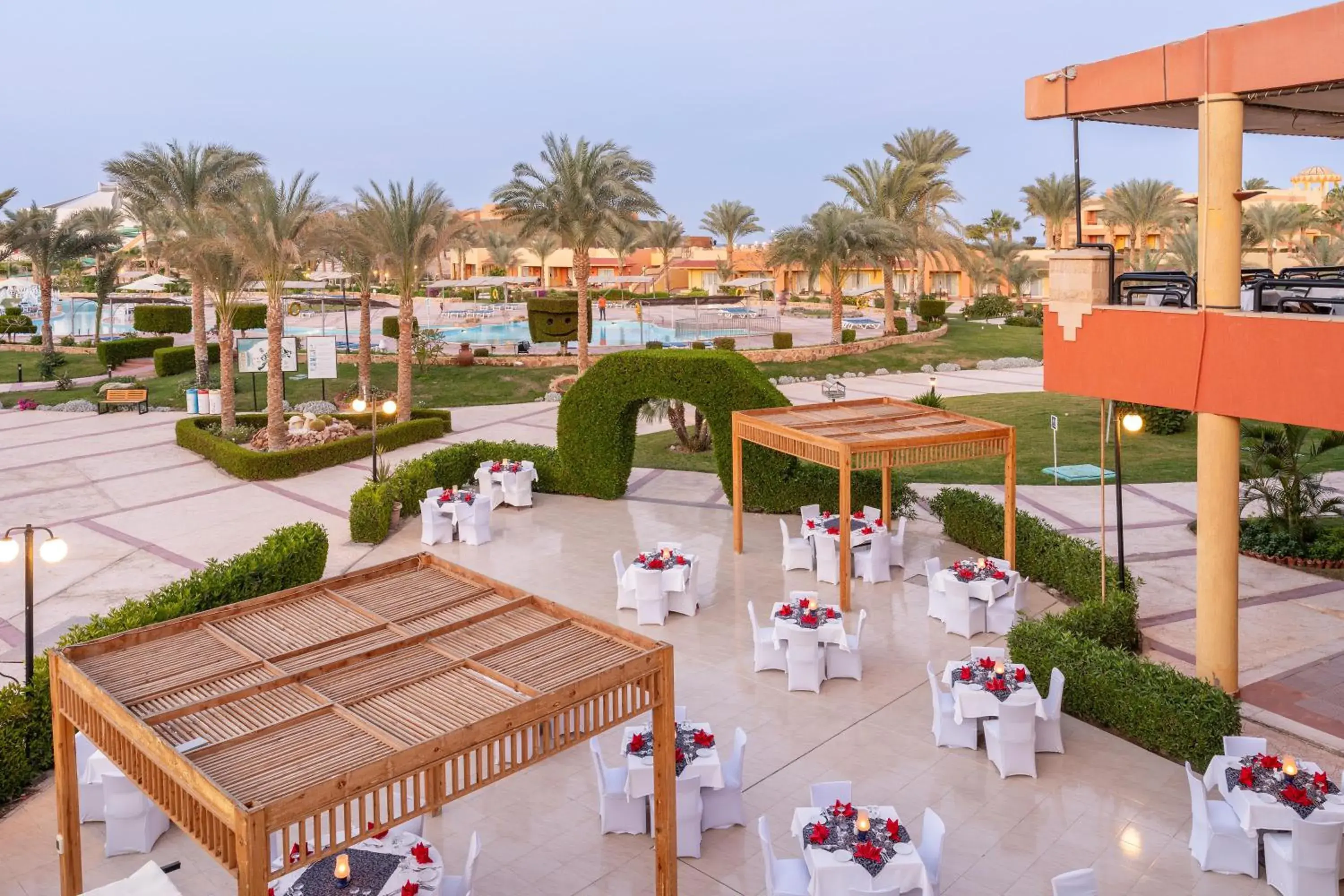 Restaurant/places to eat in Malikia Resort Abu Dabbab Restaurant/places to eat in Malikia Resort Abu Dabbab