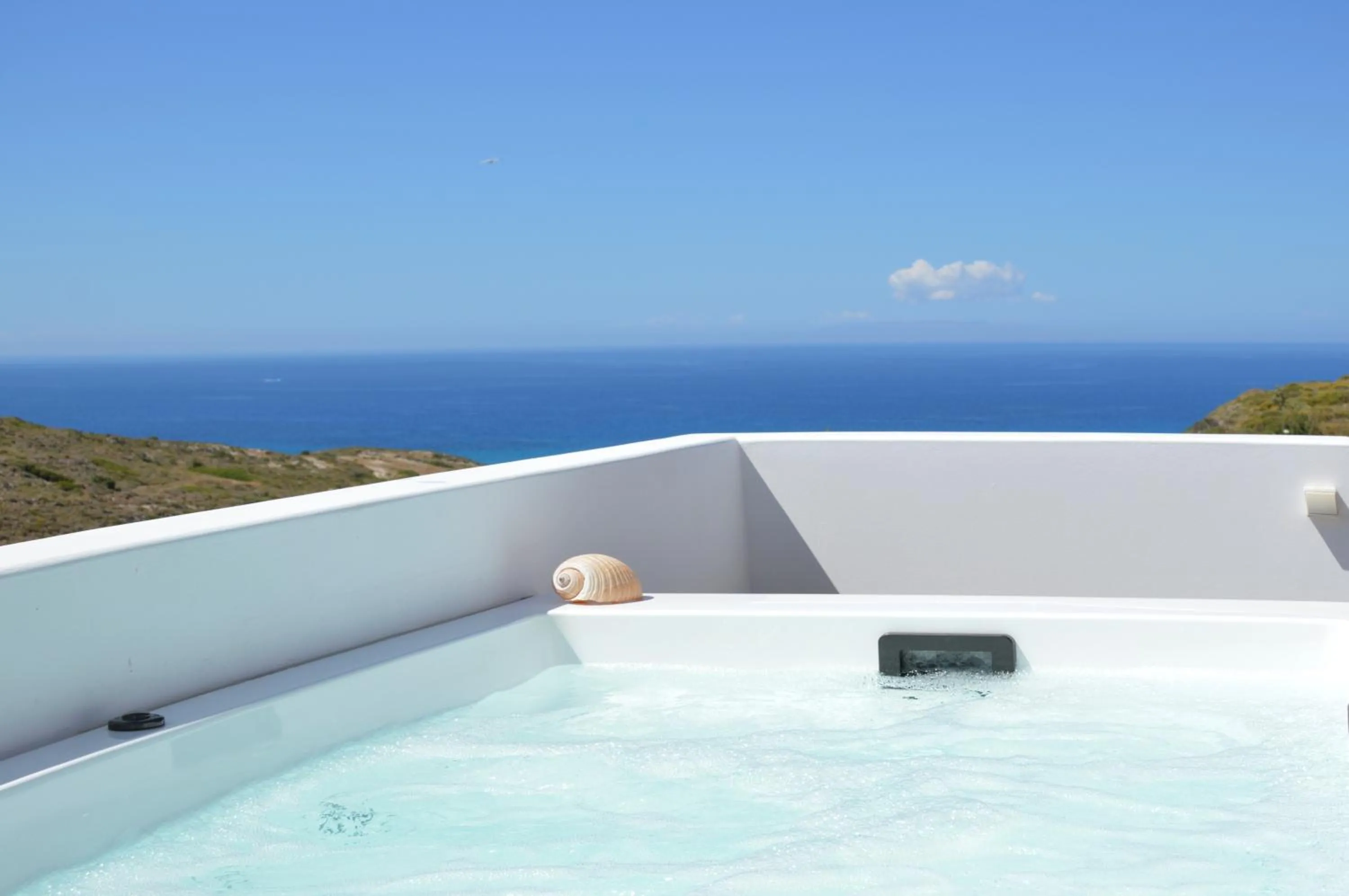 Milos Zen Suites