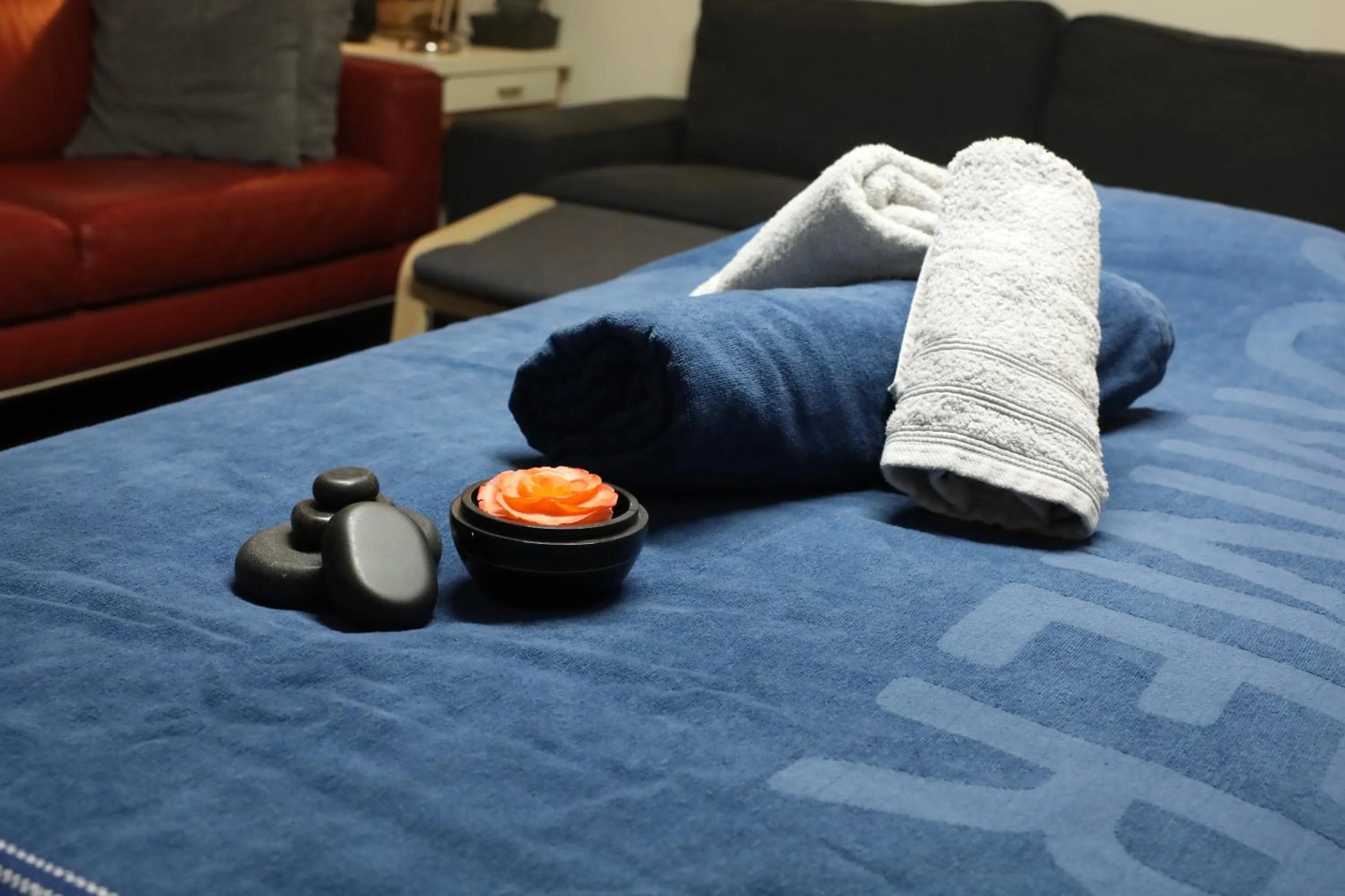 Massage, Bed in B&B Porcini