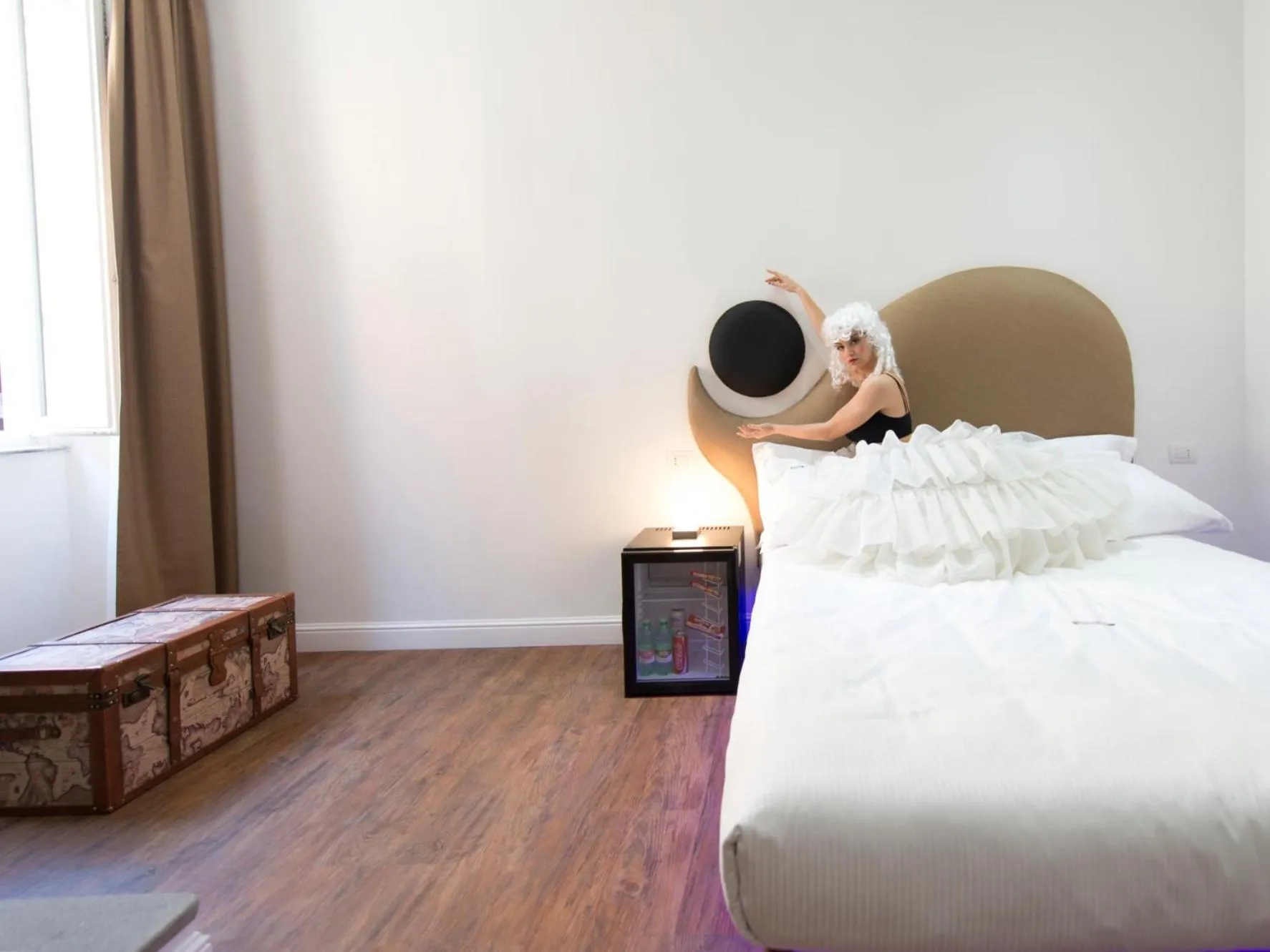 Photo of the whole room, Bed in 7 Inn Spanish Steps