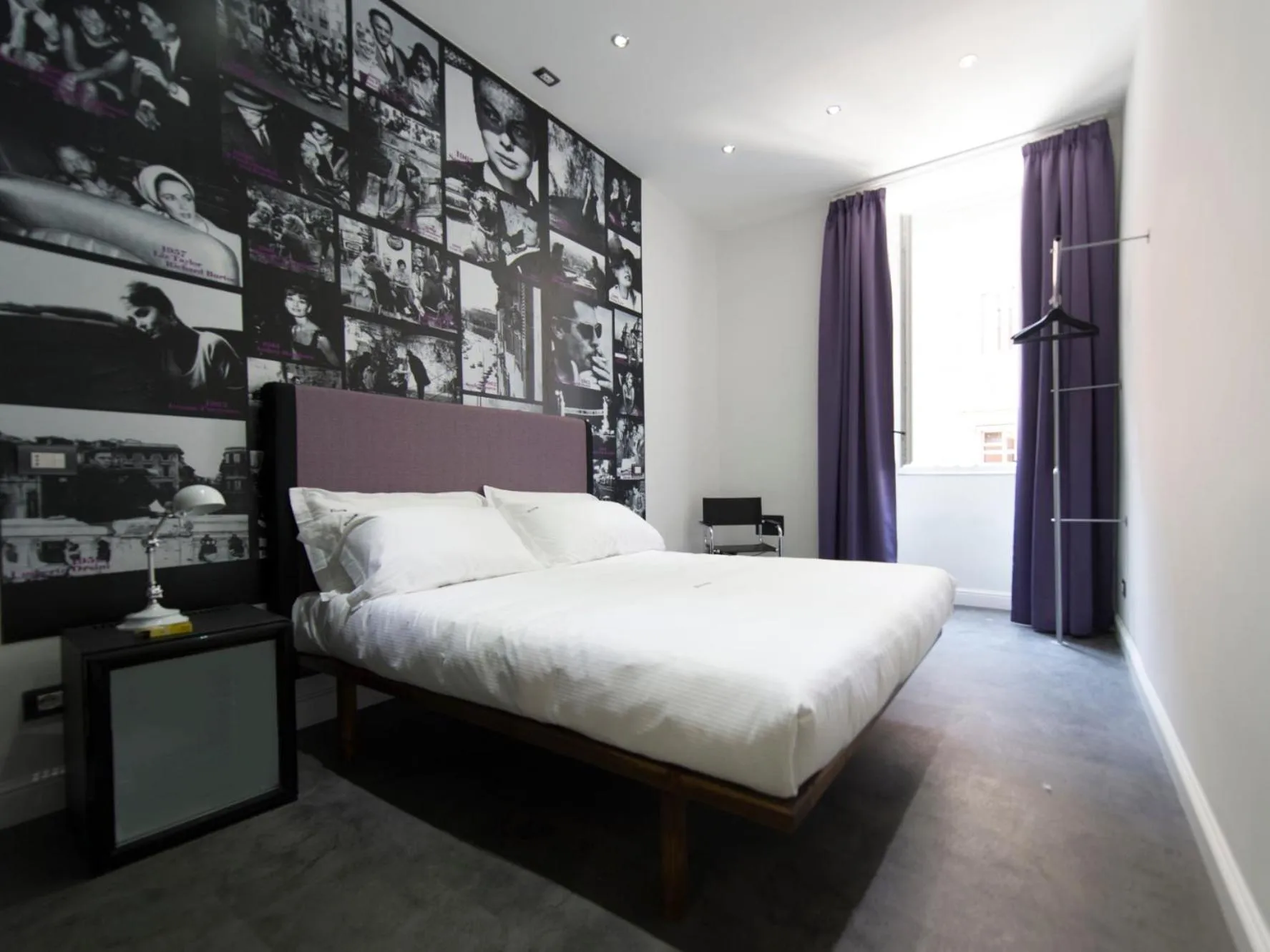 Bed in 7 Inn Spanish Steps