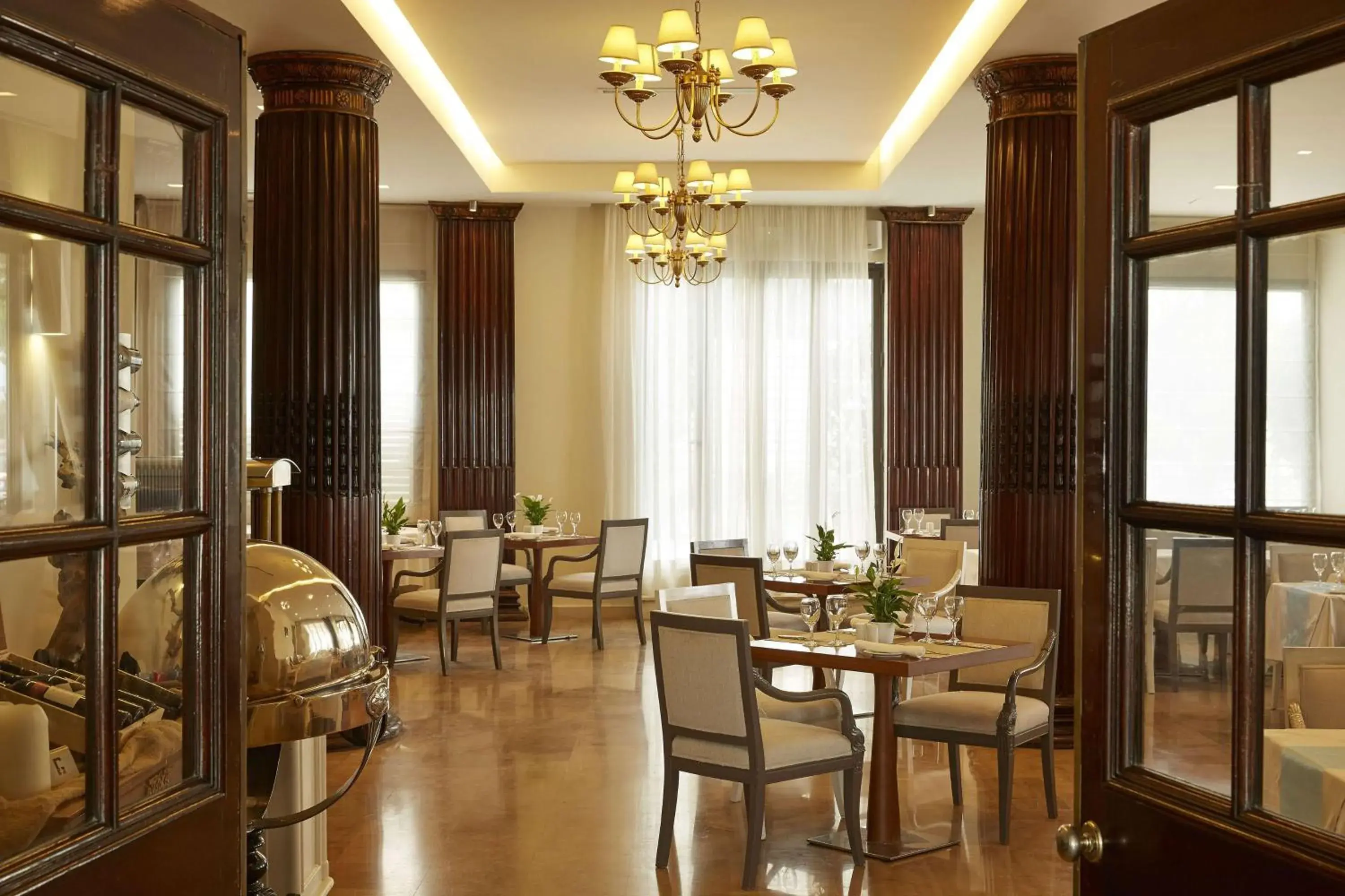 Restaurant/places to eat in Mon Repos Palace - Adults Only Restaurant/places to eat in Mon Repos Palace - Adults Only