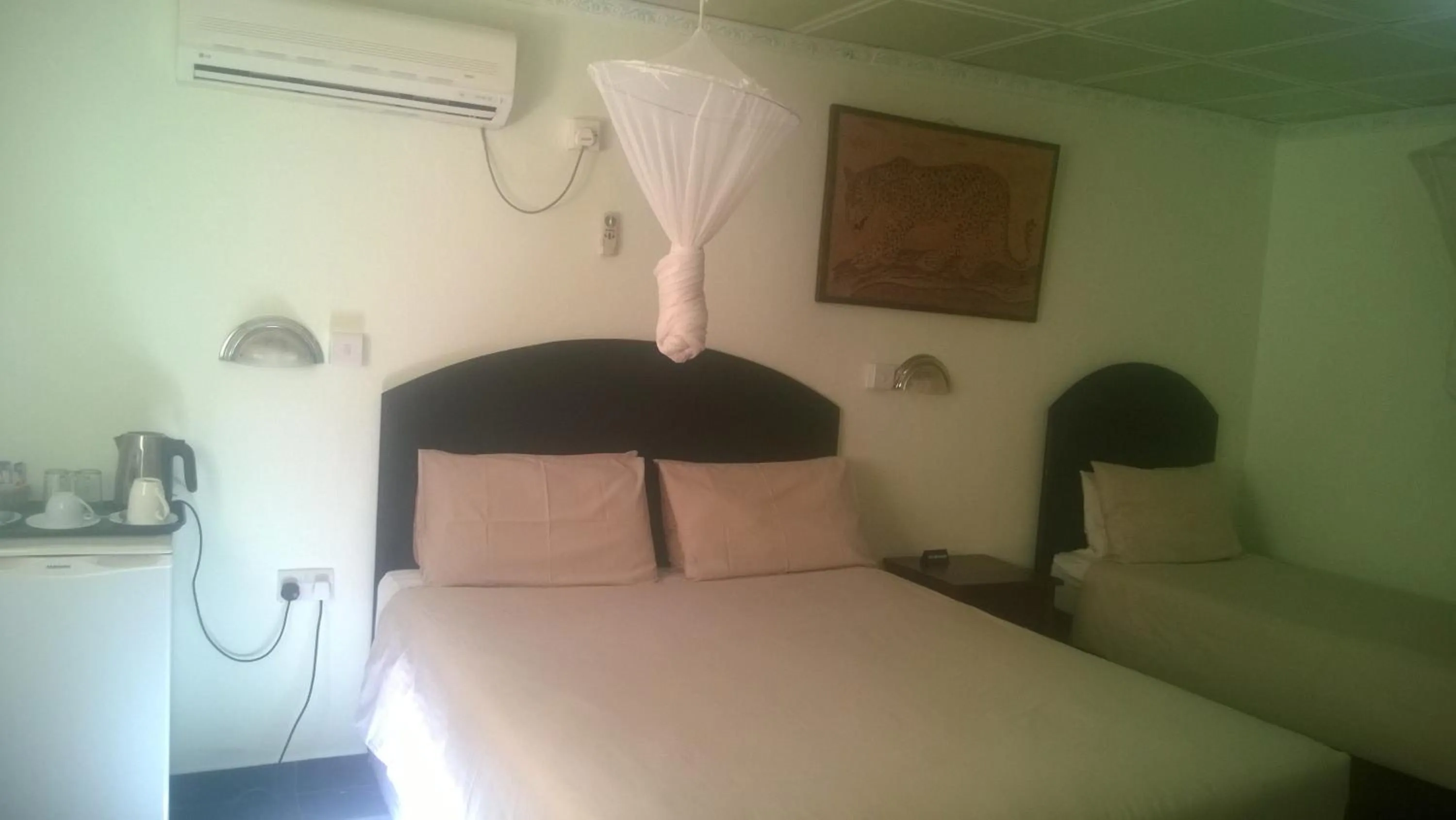 Photo of the whole room, Bed in Gloria's Bed and Breakfast