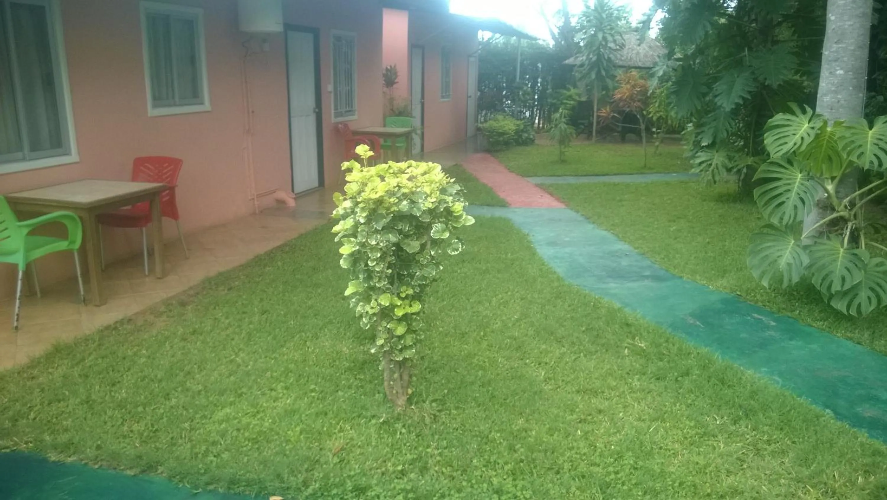 Property building in Gloria's Bed and Breakfast