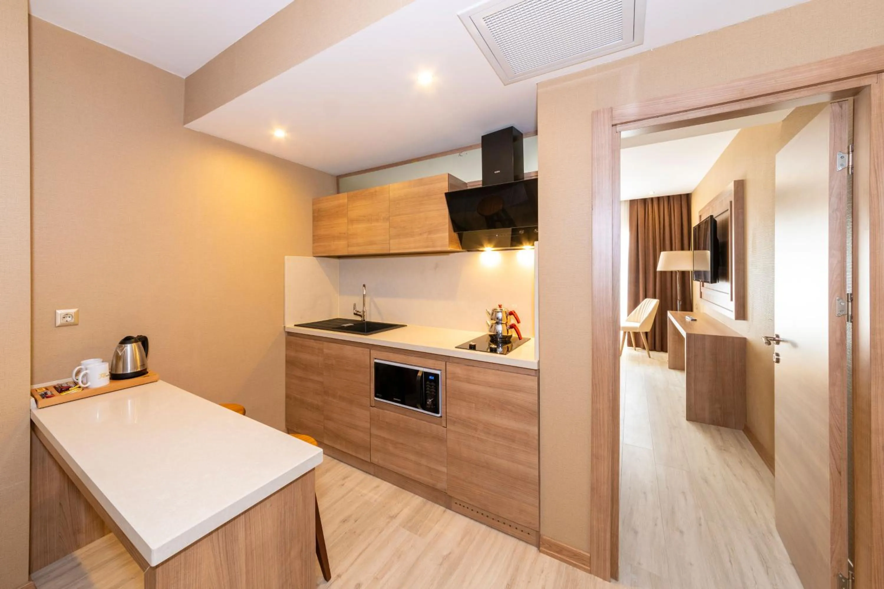Kitchen or kitchenette in 38 Hotel