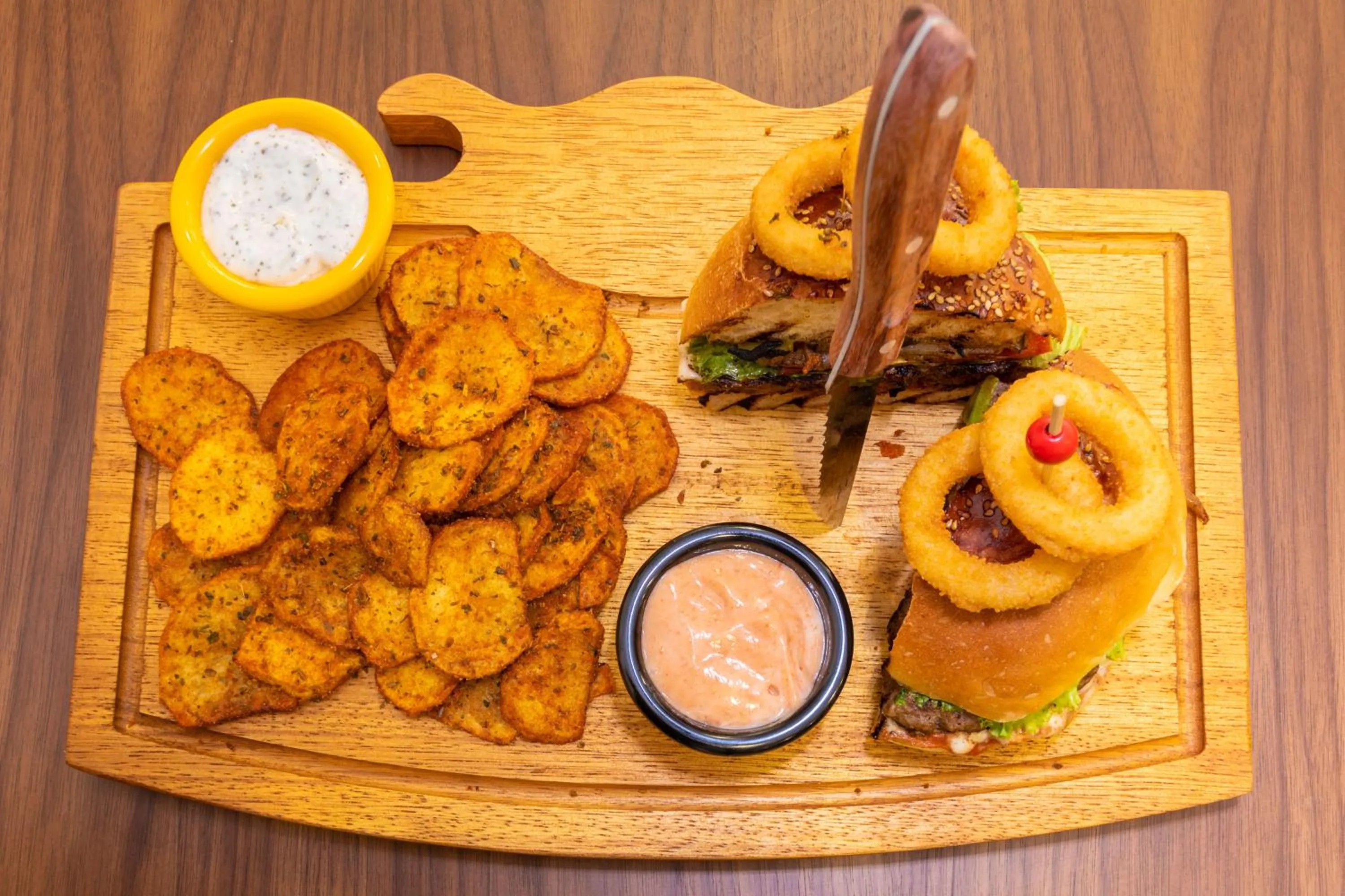 Food and drinks in 38 Hotel