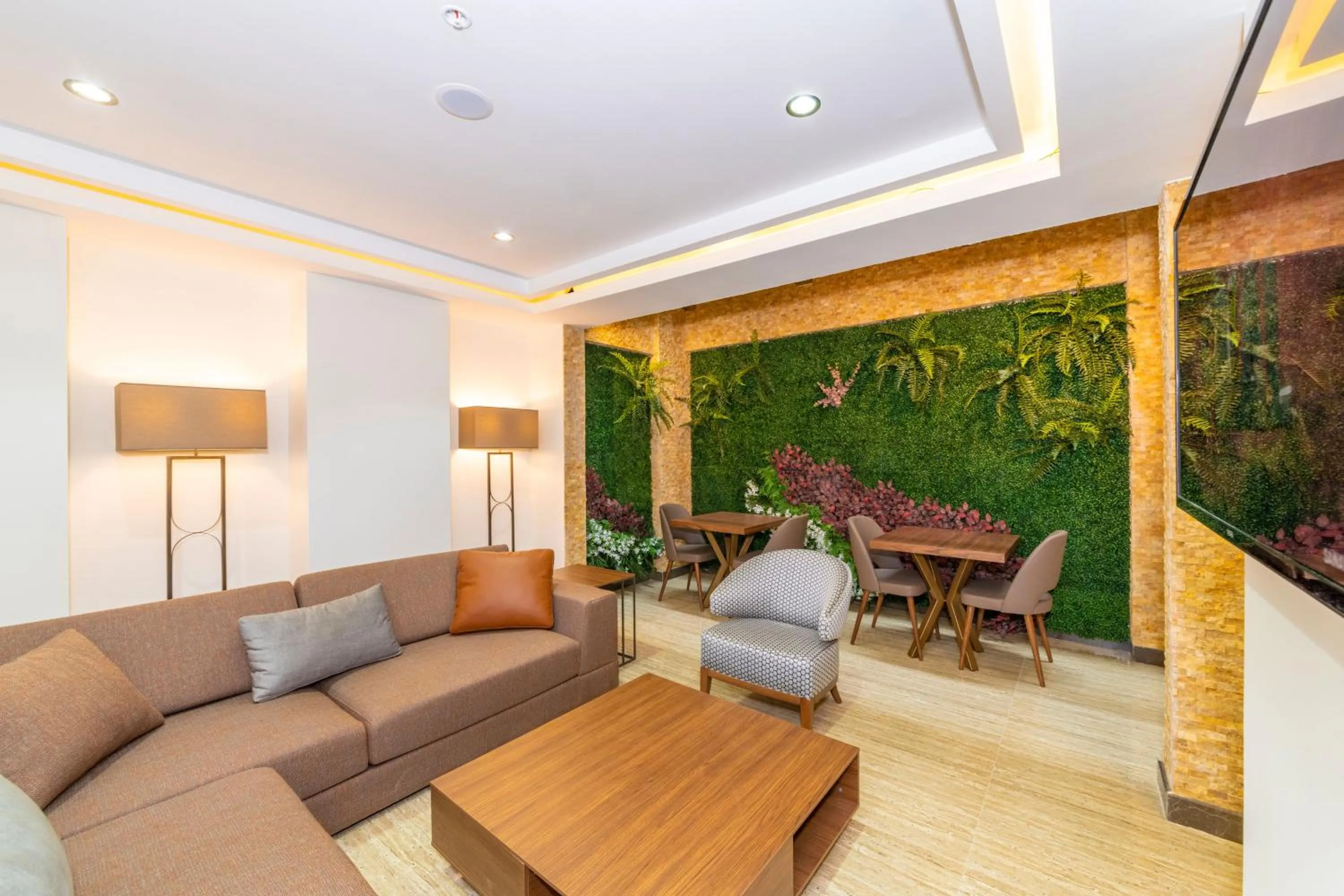 Lounge or bar in 38 Hotel