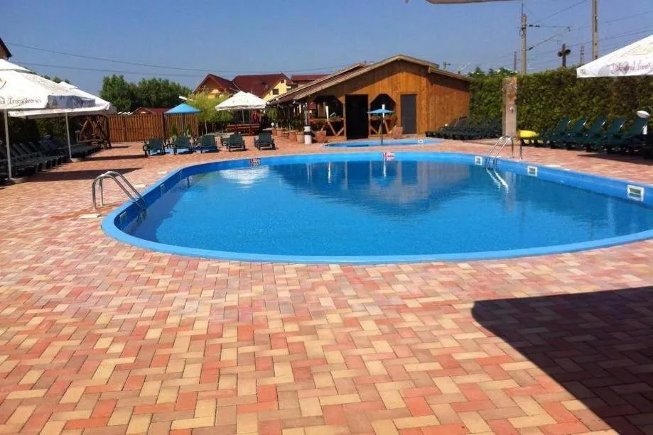 Swimming pool in Hotel Denis str Gării nr 72