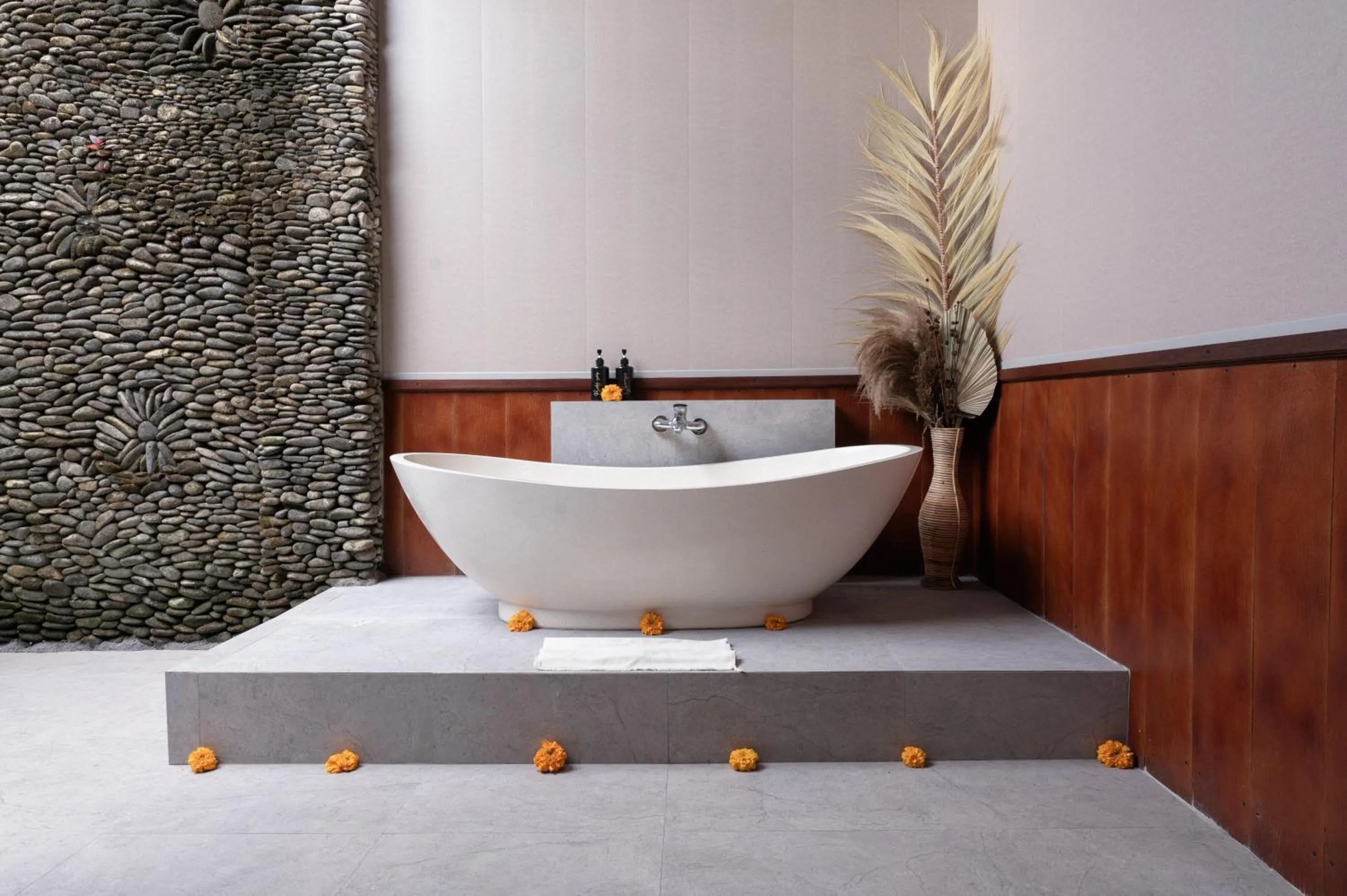 Bath in Pondok Naya Ubud