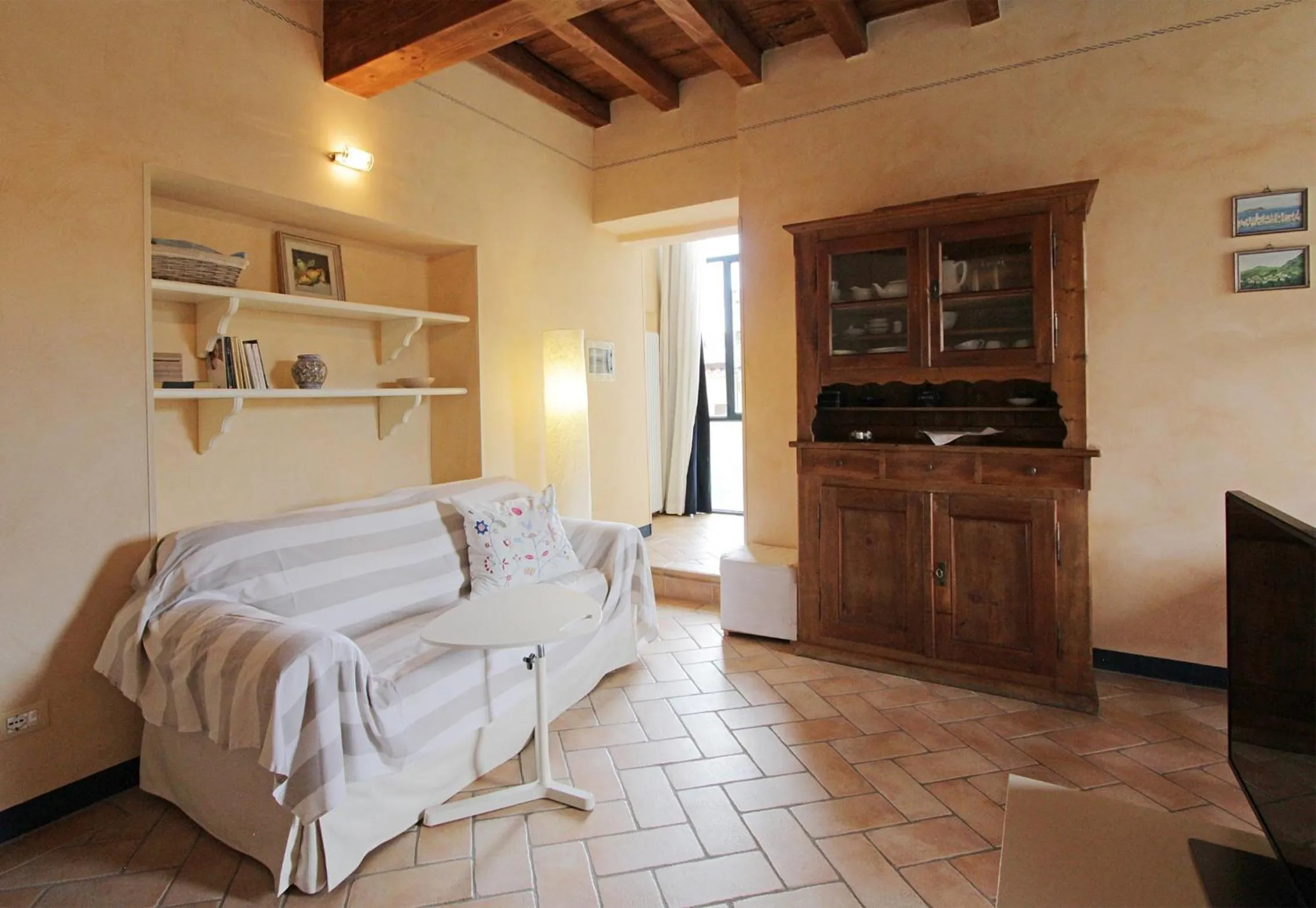 Casa Marsilva - holiday apartment in old town centre, near the lake