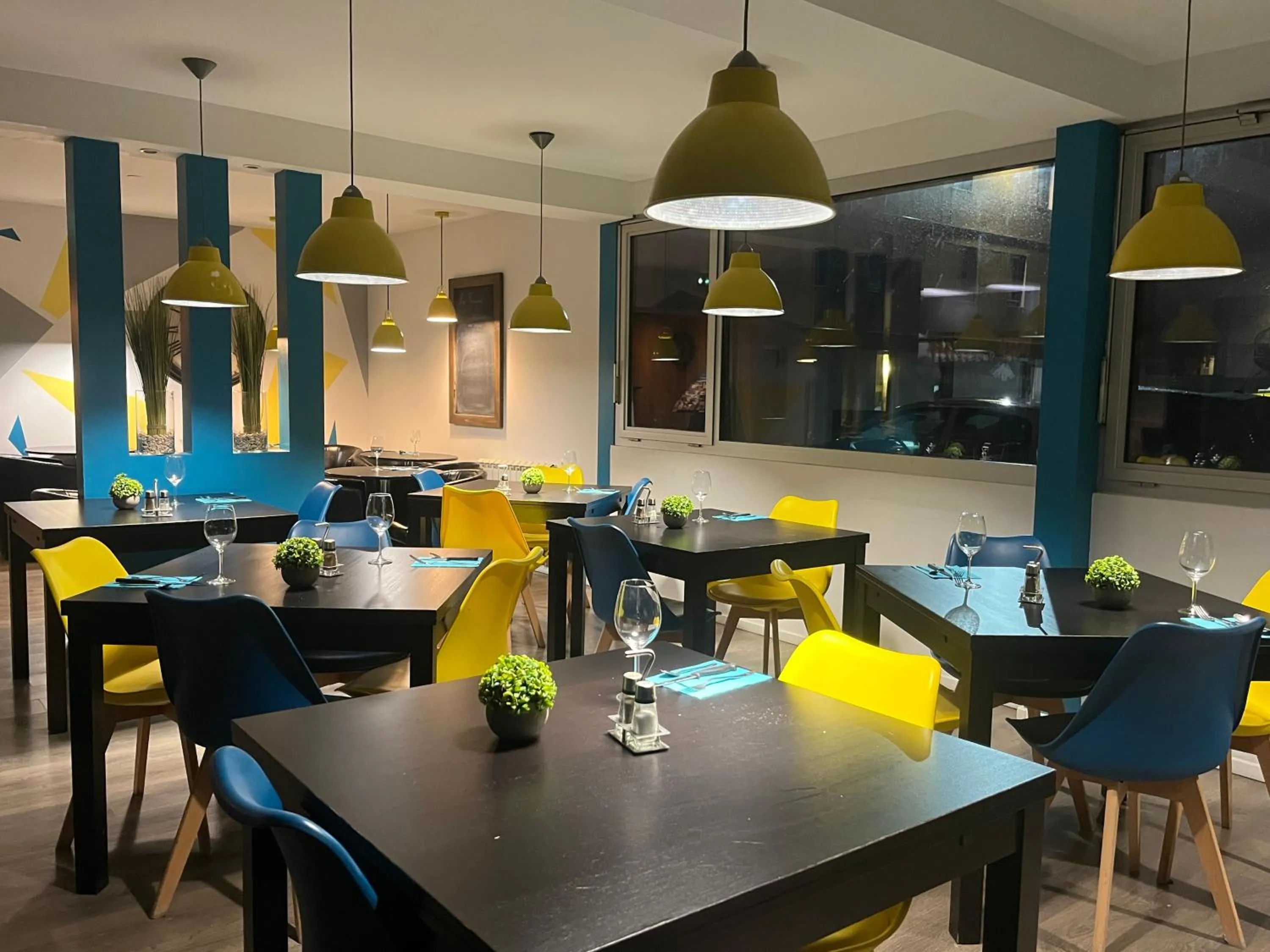 Restaurant/places to eat in Fasthotel Dunkerque