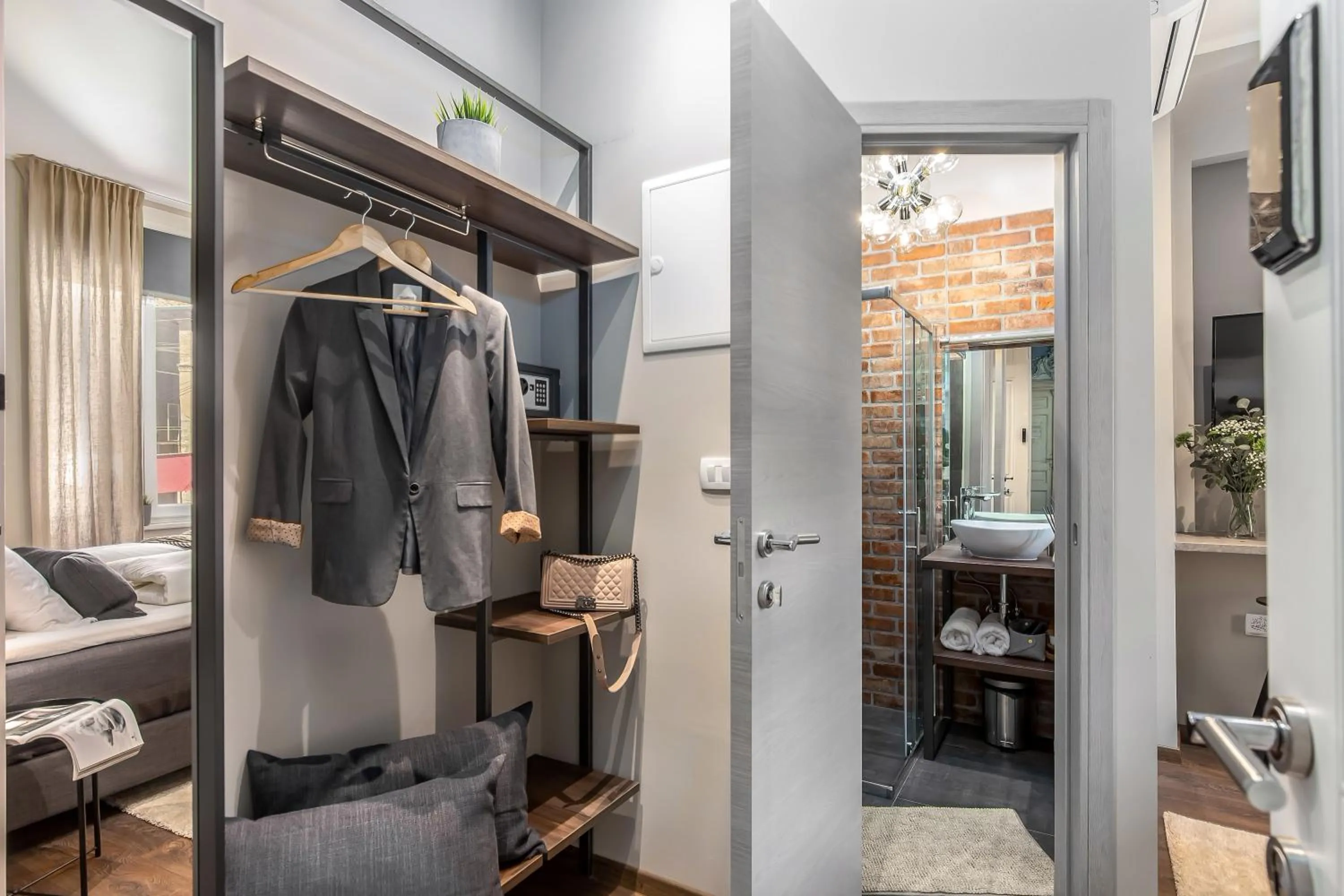 Toilet in Deluxe Ploech