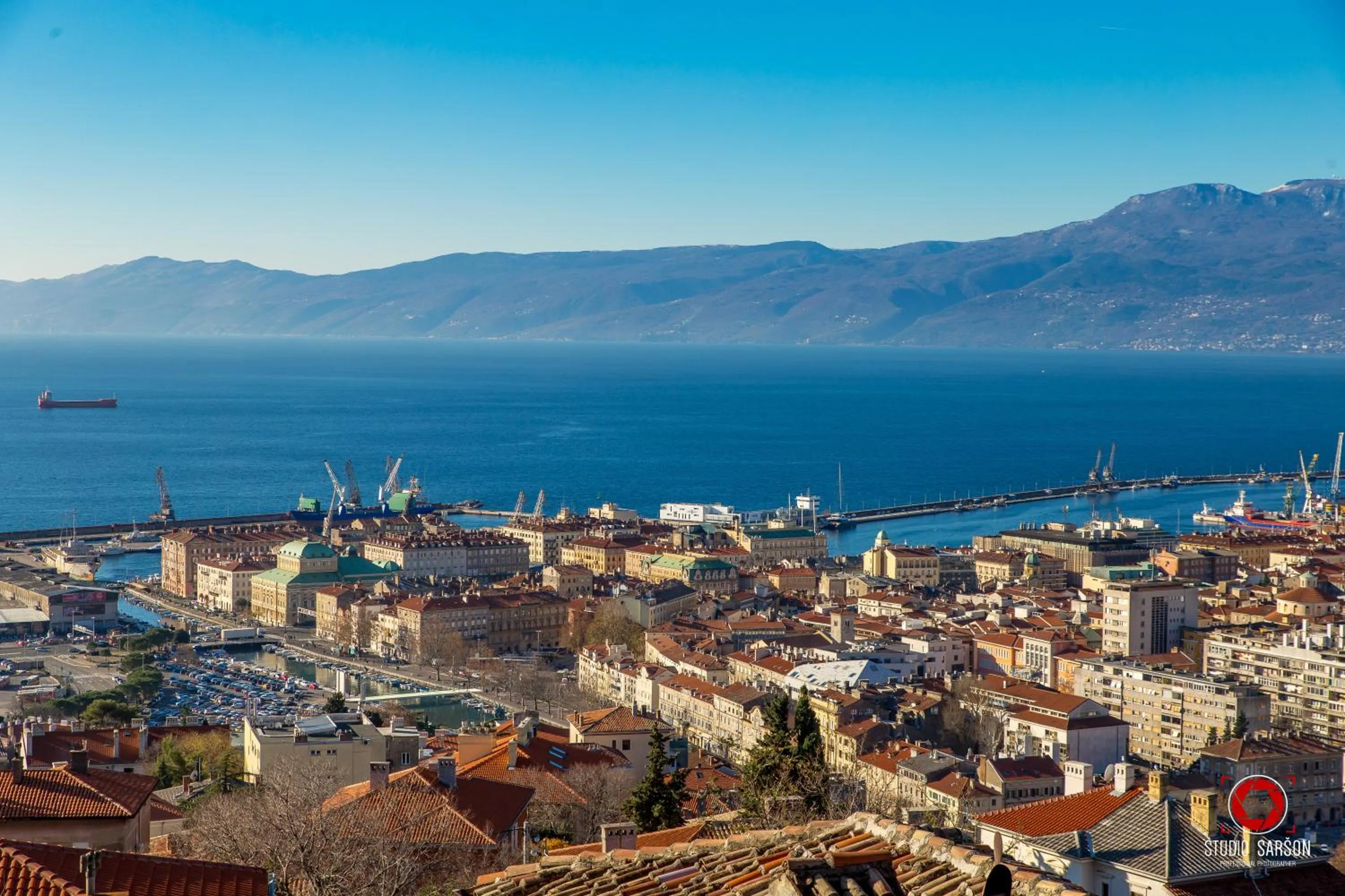 City view in Deluxe Ploech