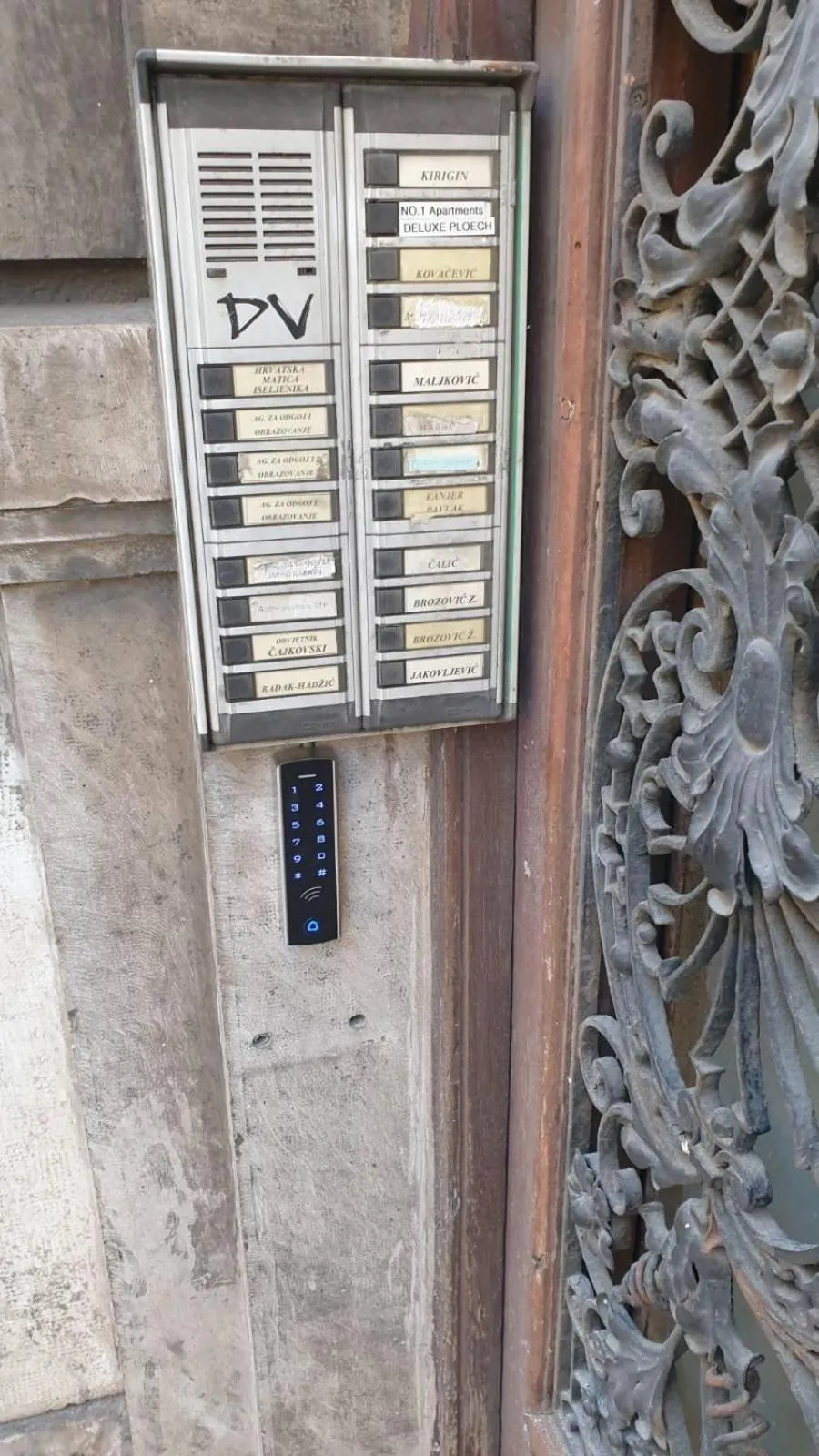 Other in Deluxe Ploech