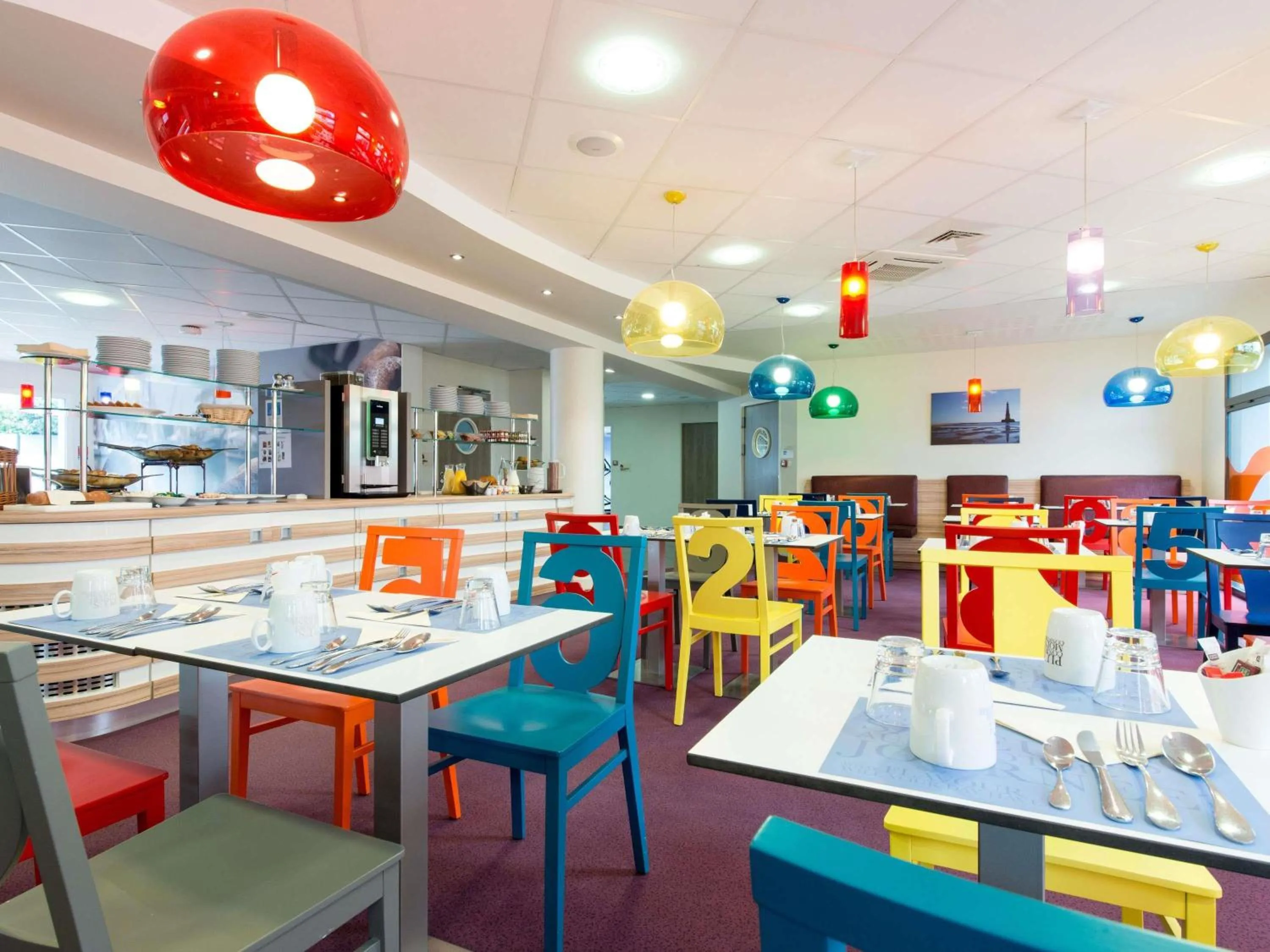 Breakfast in Hôtel Confort La Rochelle Centre les Minimes