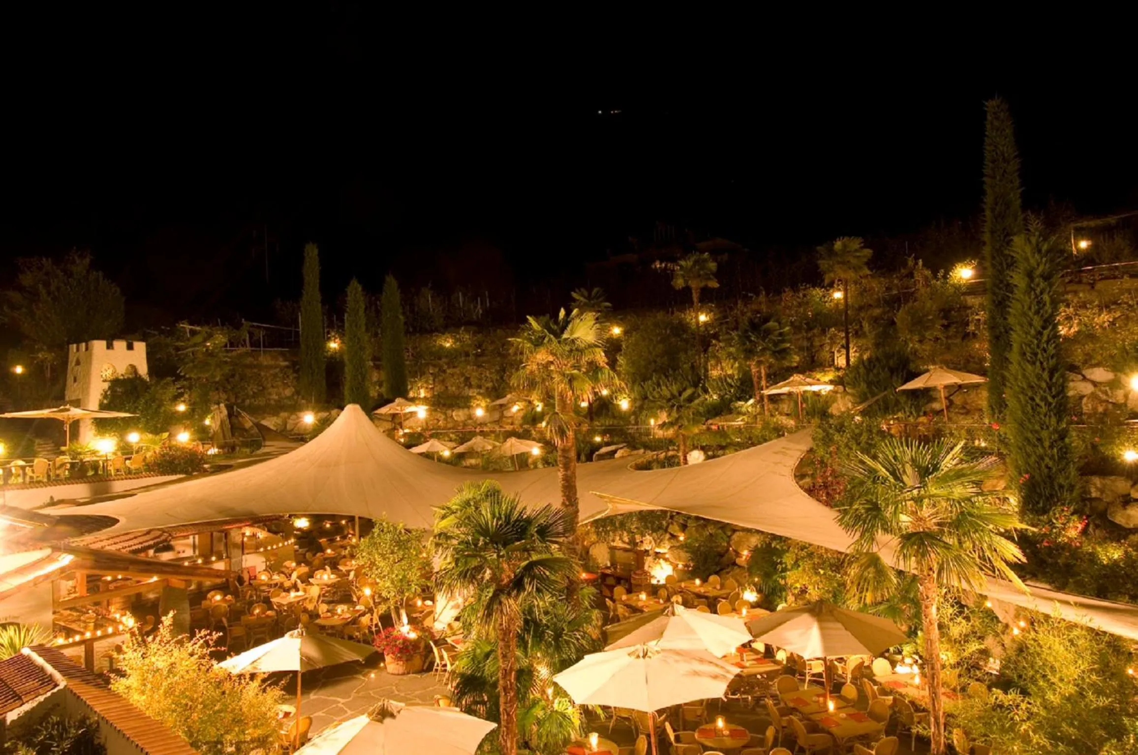 Restaurant/places to eat in PALMENGARTEN Hotel Gstör