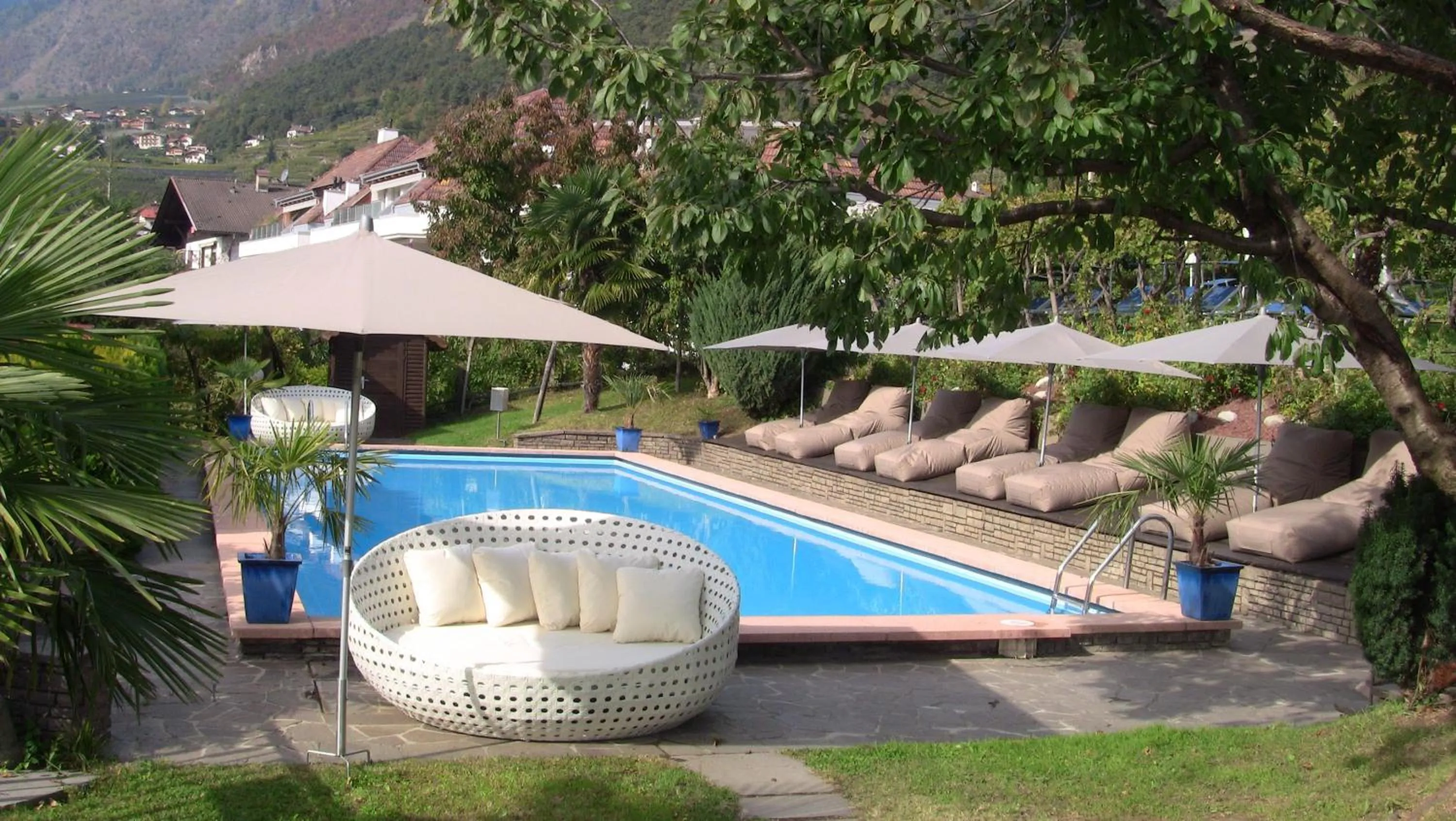 Day in PALMENGARTEN Hotel Gstör