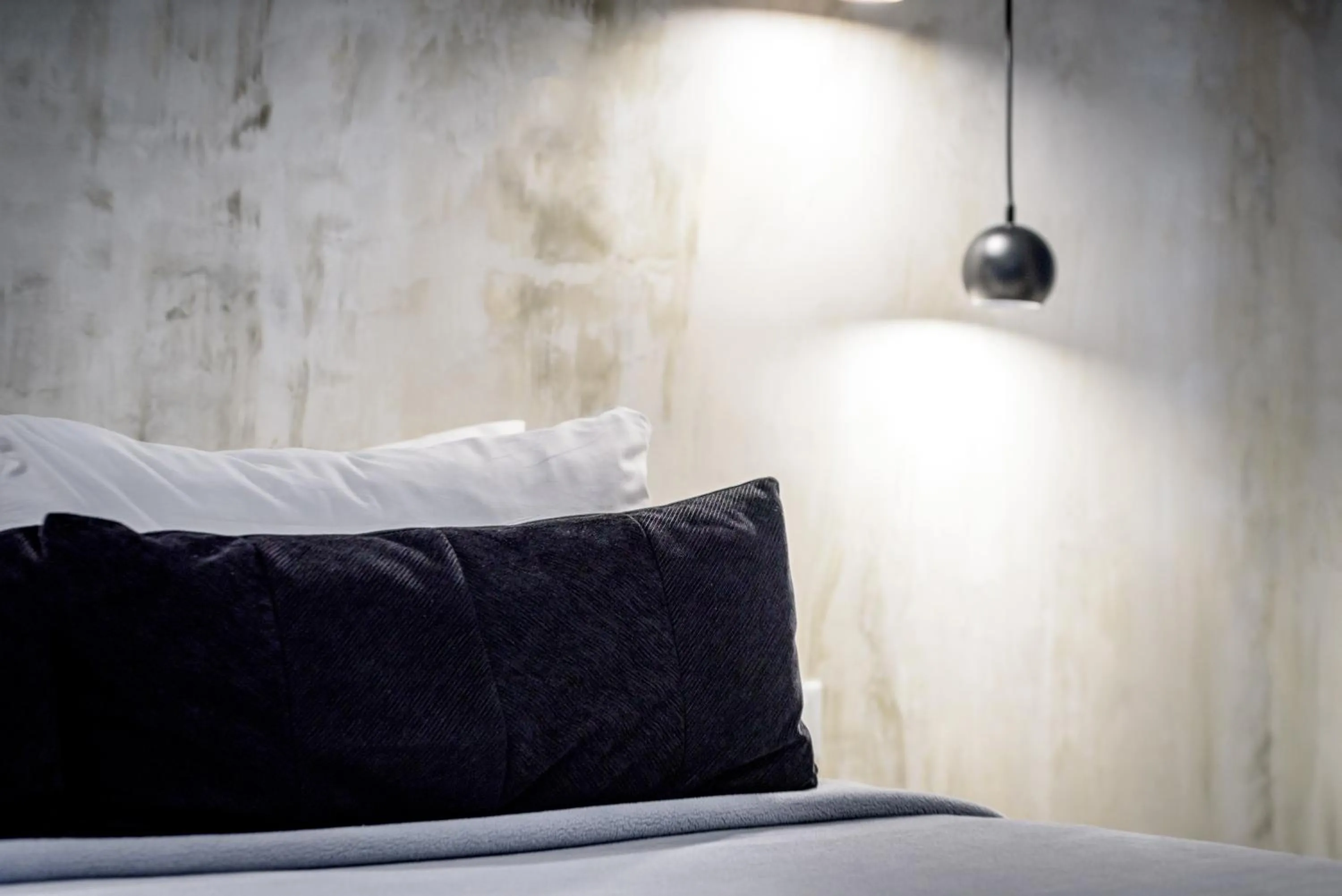 Bed in George & Joanna Suites Santorini