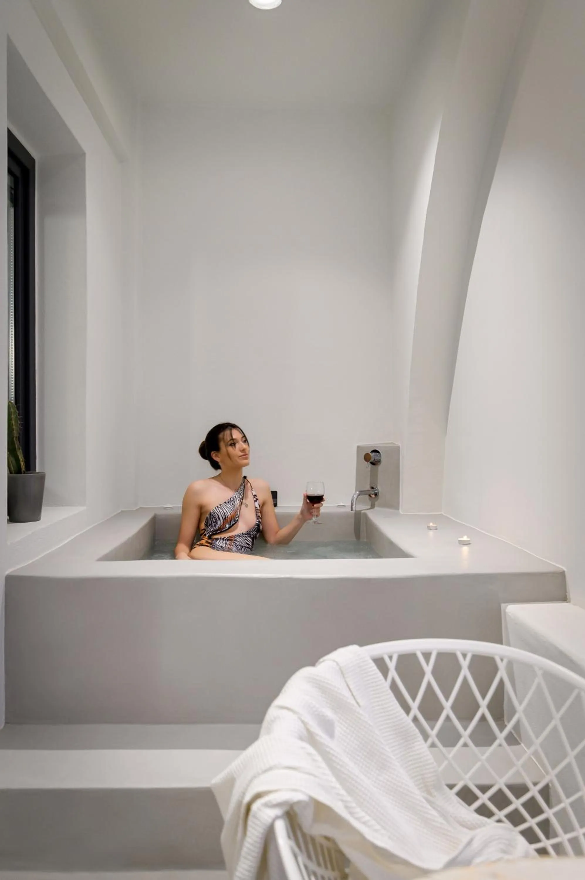 George & Joanna Suites Santorini