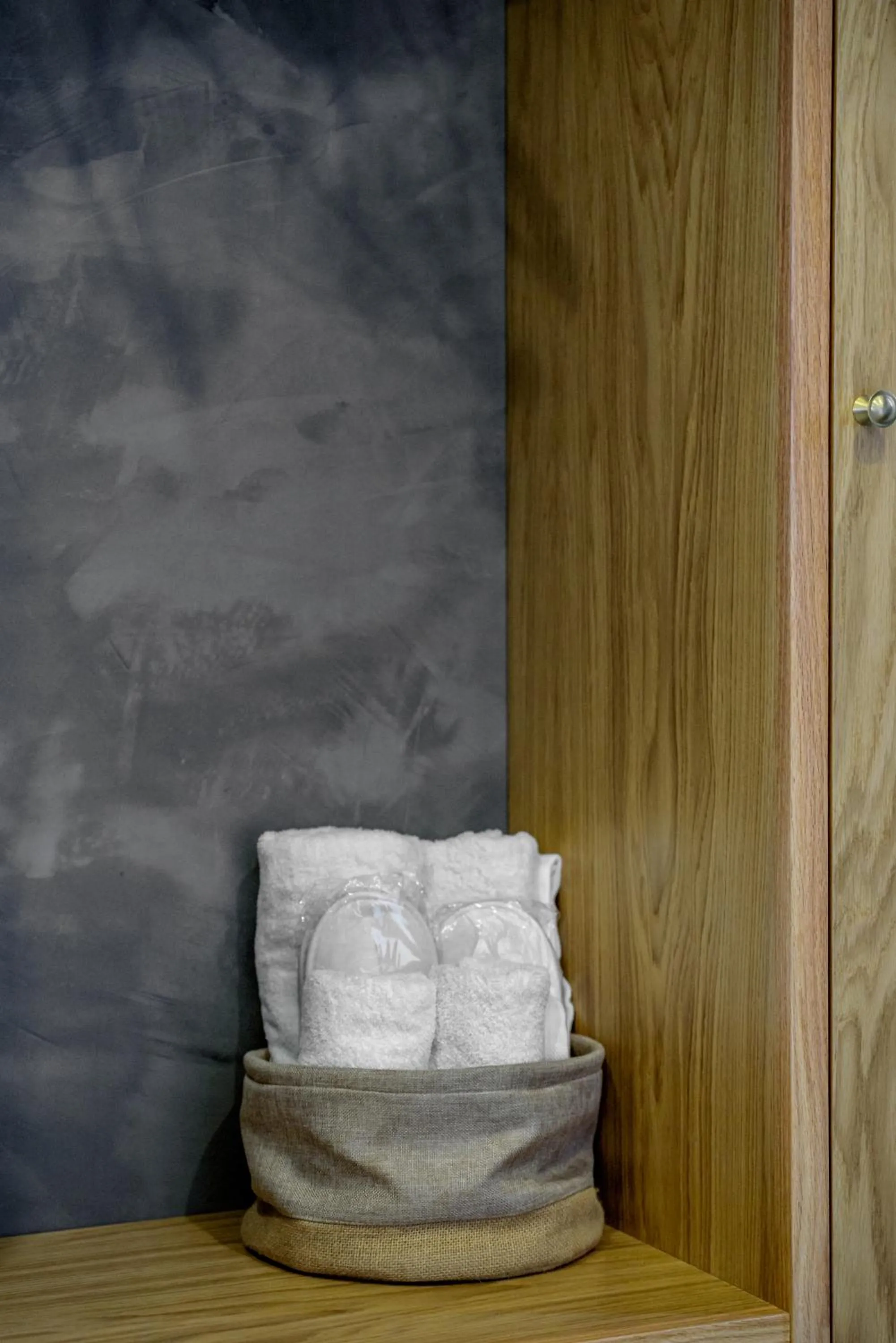 George & Joanna Suites Santorini