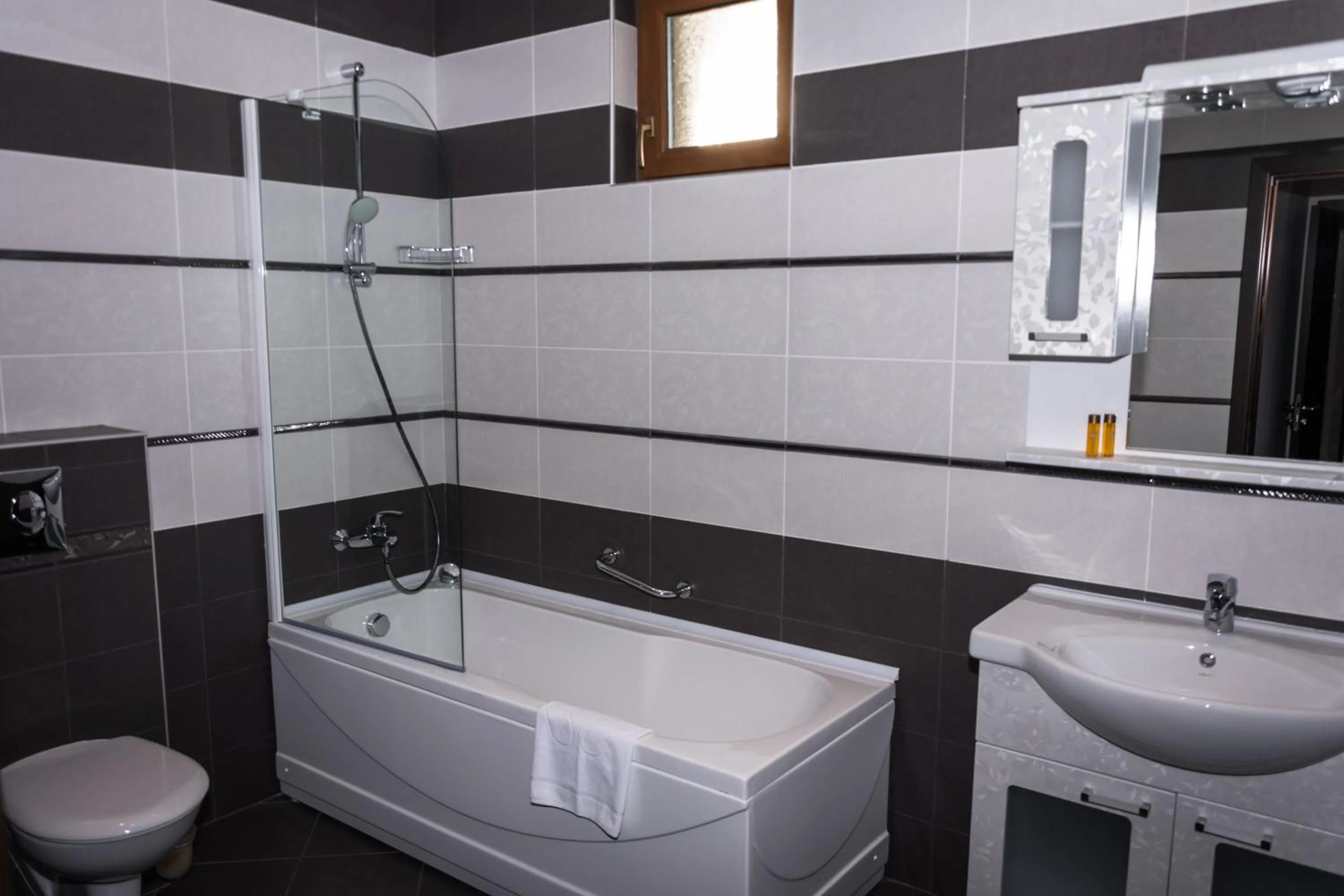 Bathroom in Long Beach Resort