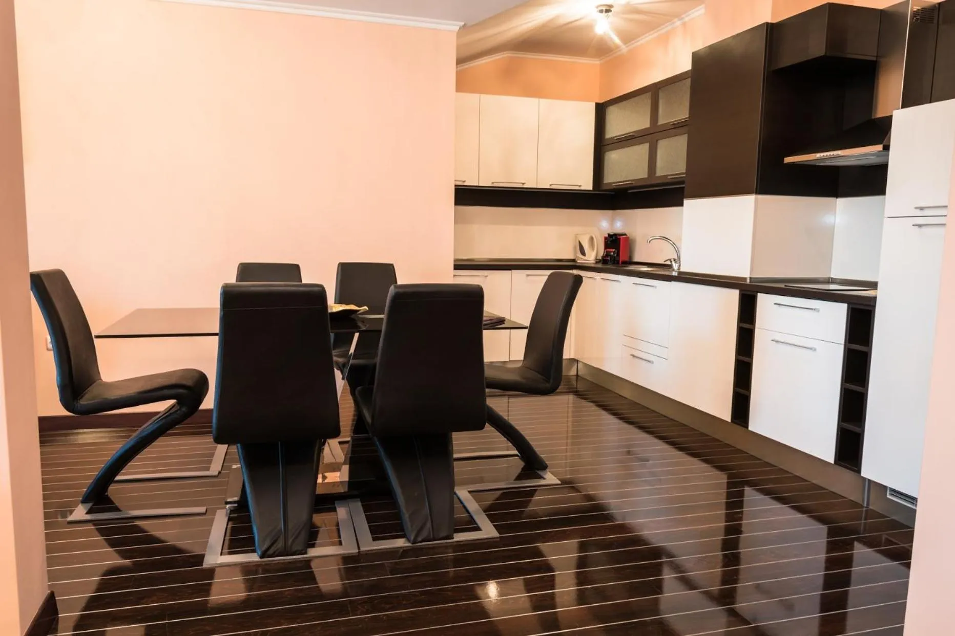 Kitchen or kitchenette in Long Beach Resort