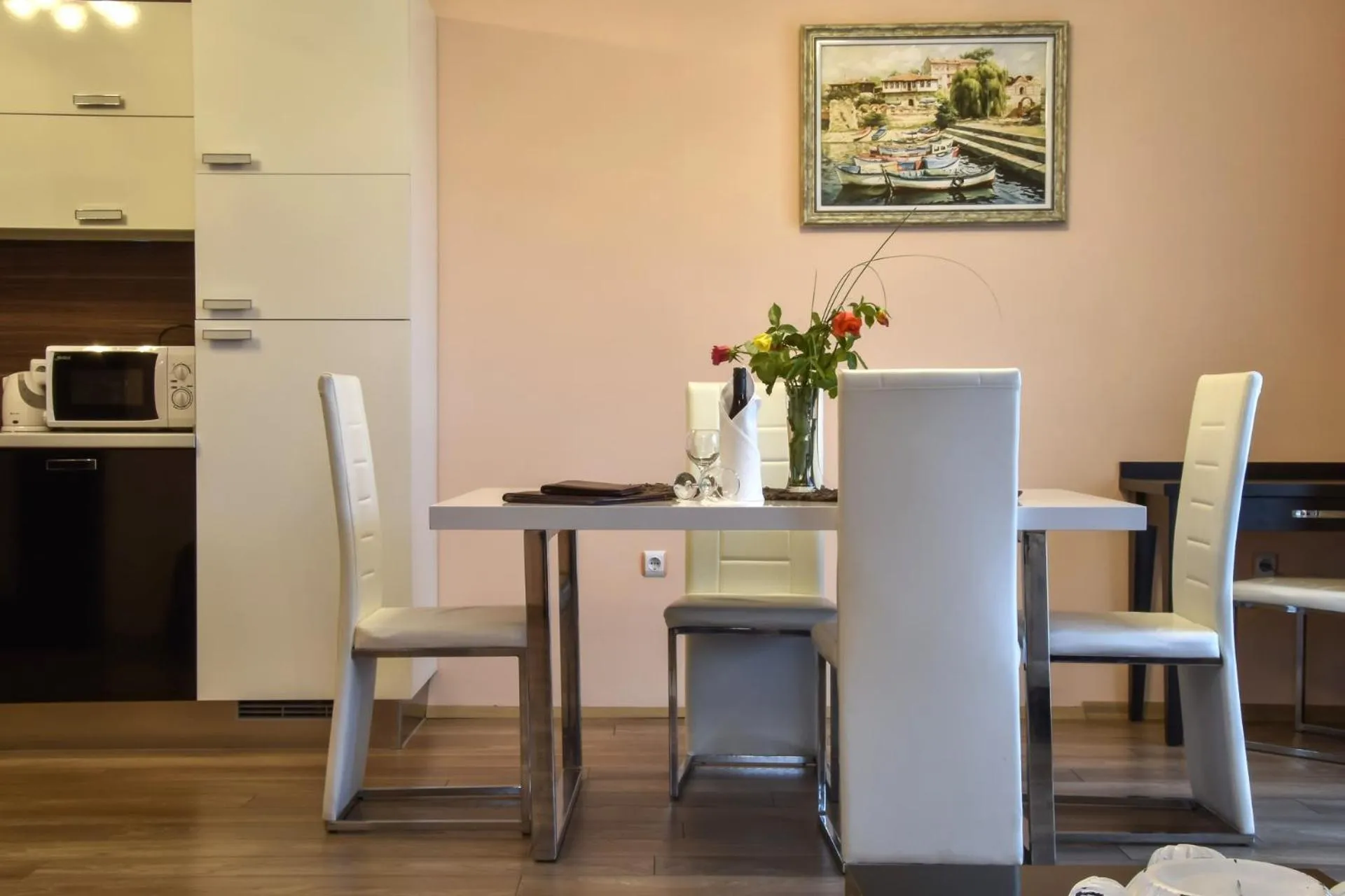 Living room in Long Beach Resort