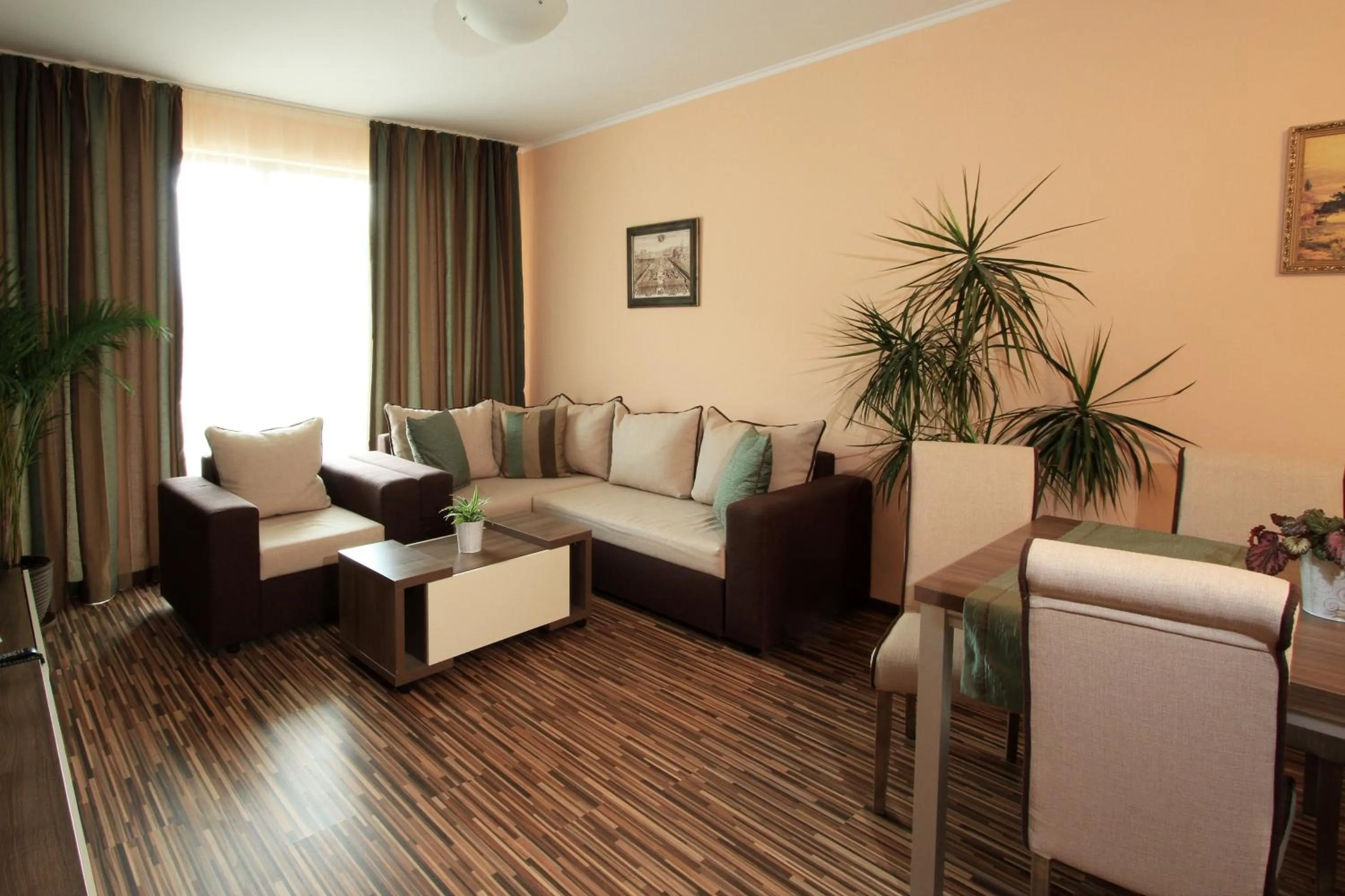 Living room in Long Beach Resort