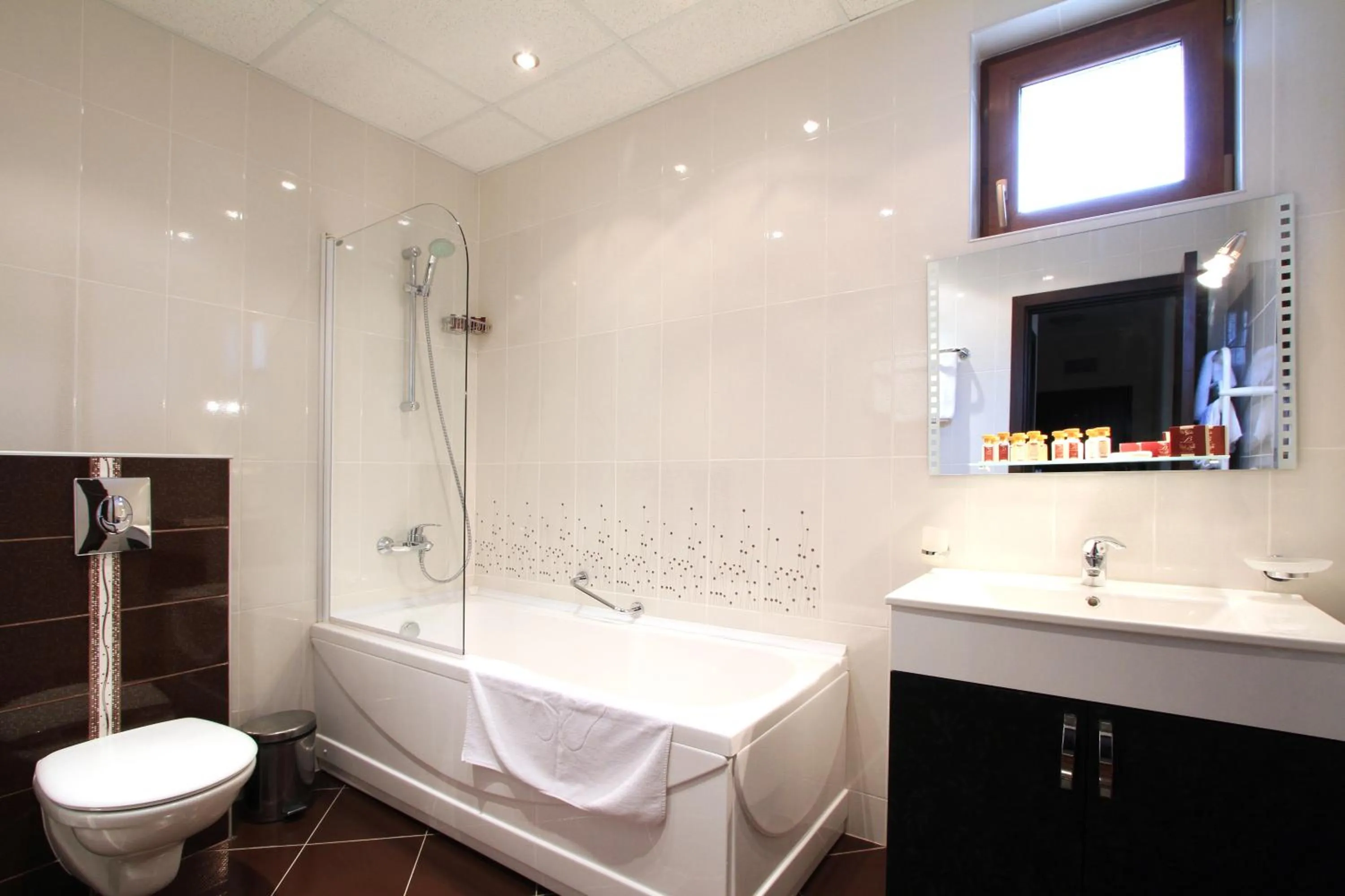 Bathroom in Long Beach Resort