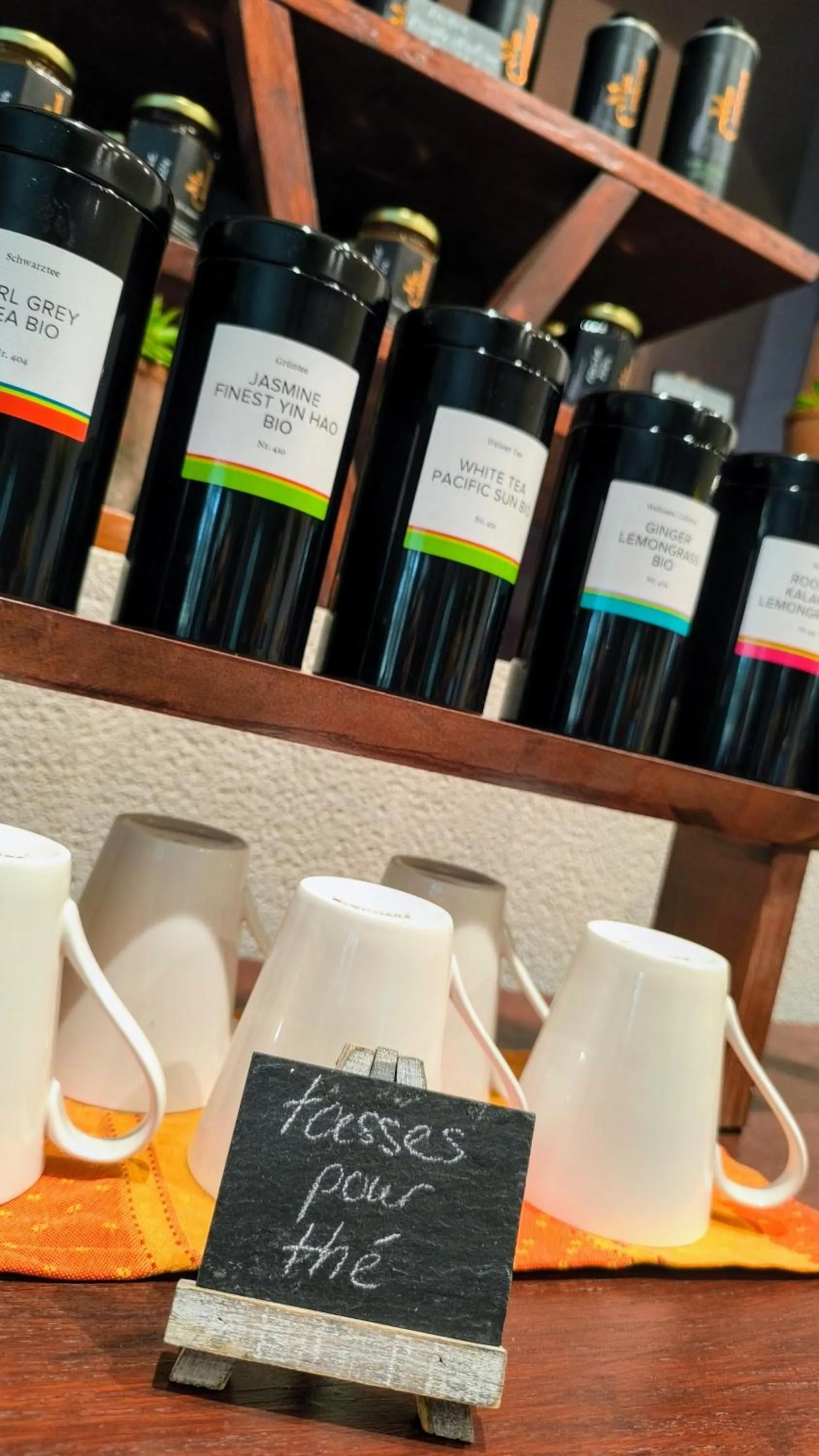 Coffee/tea facilities in Maison Catalina